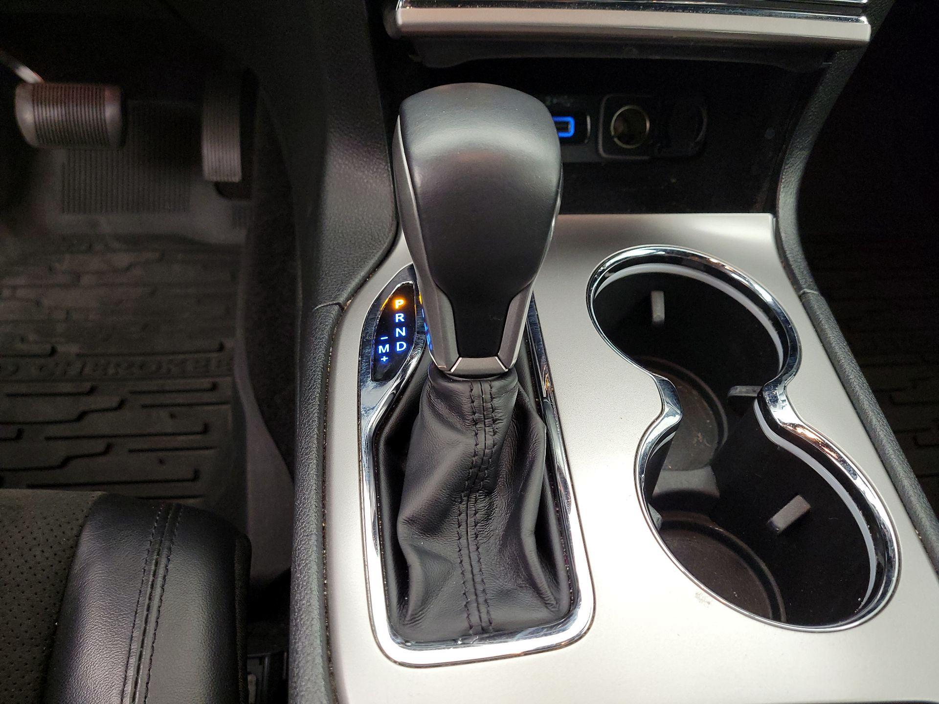 Thumbnail: 2019 Jeep Grand Cherokee - 18