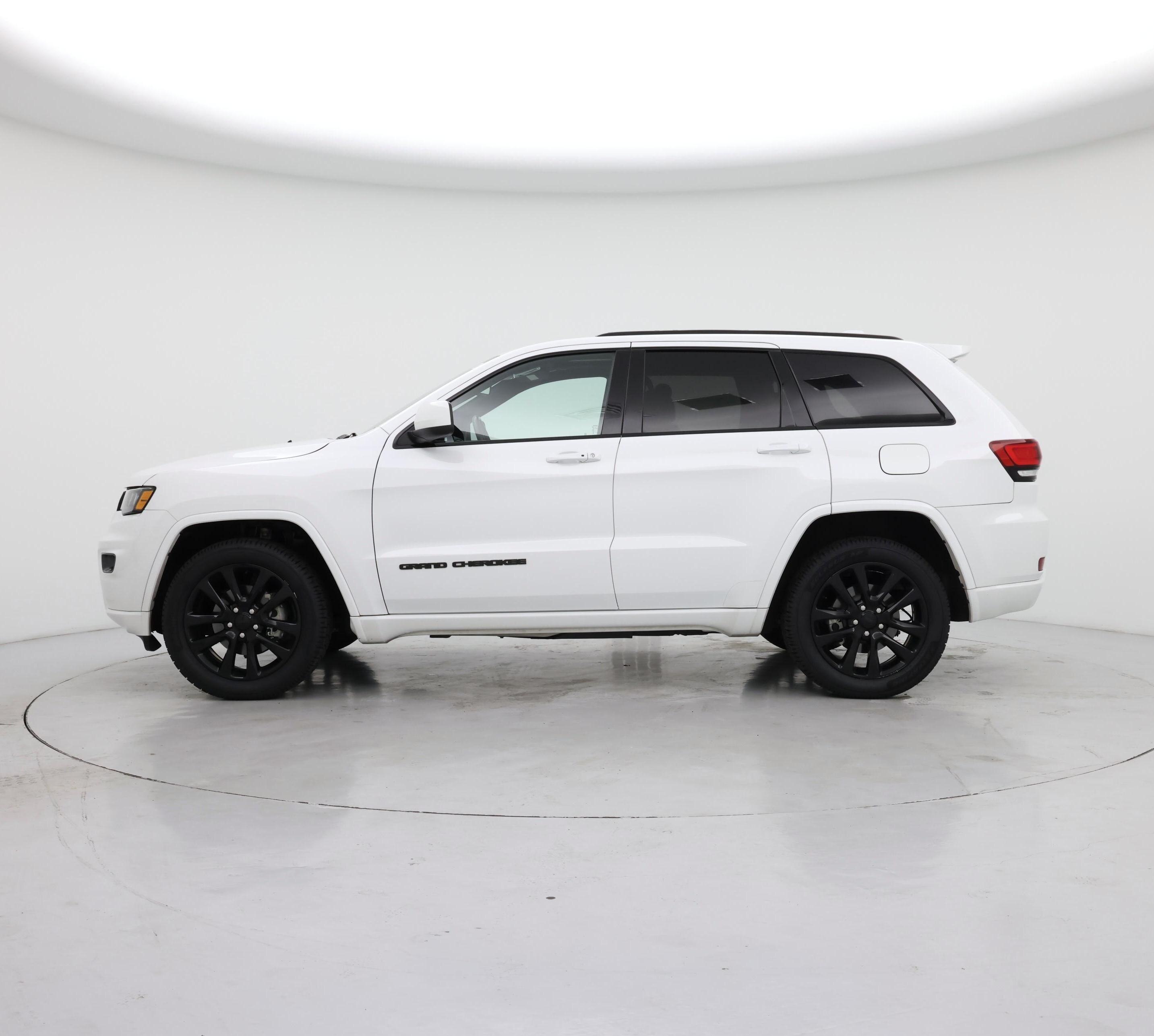 Thumbnail: 2019 Jeep Grand Cherokee - 3
