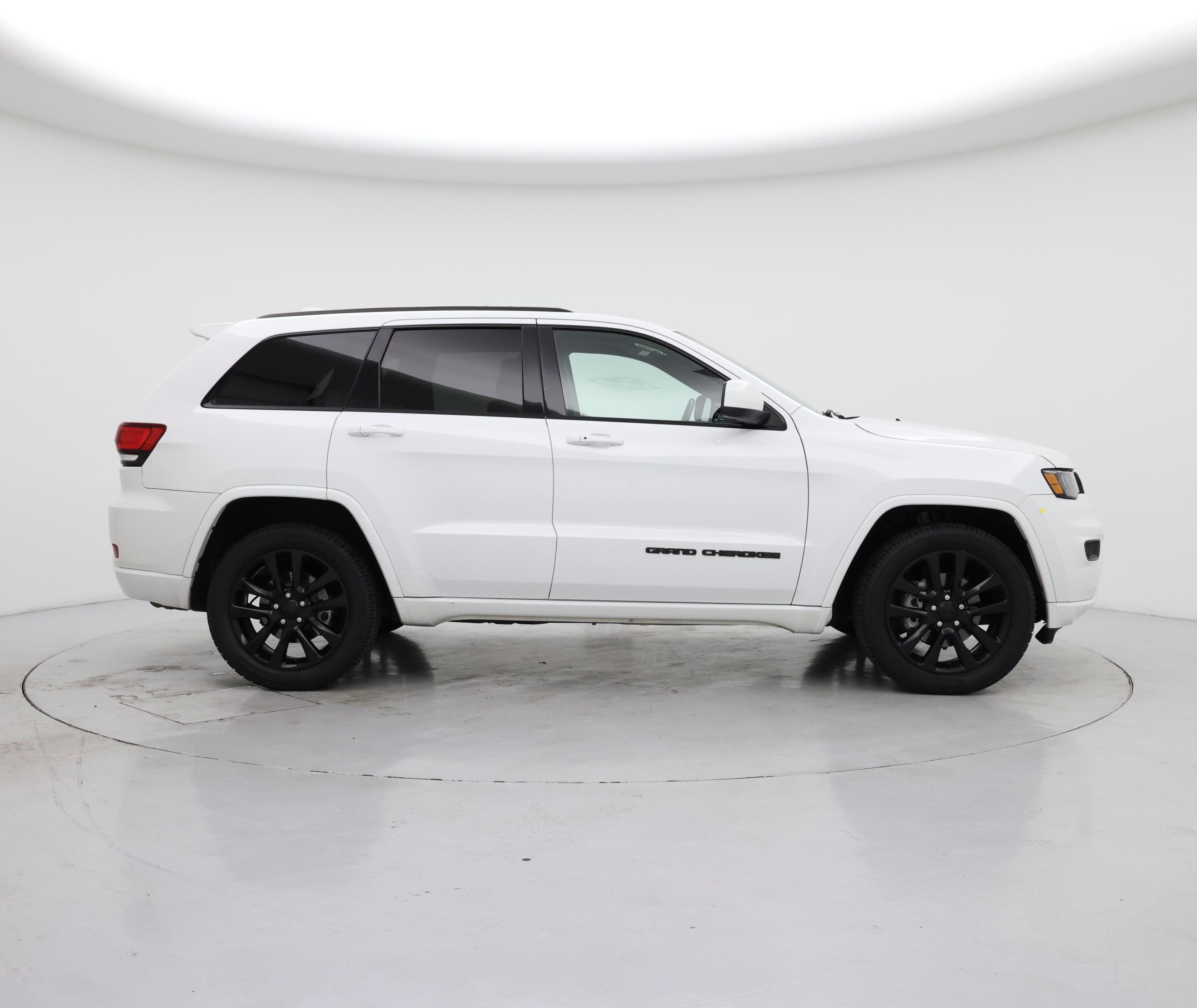 Thumbnail: 2019 Jeep Grand Cherokee - 7