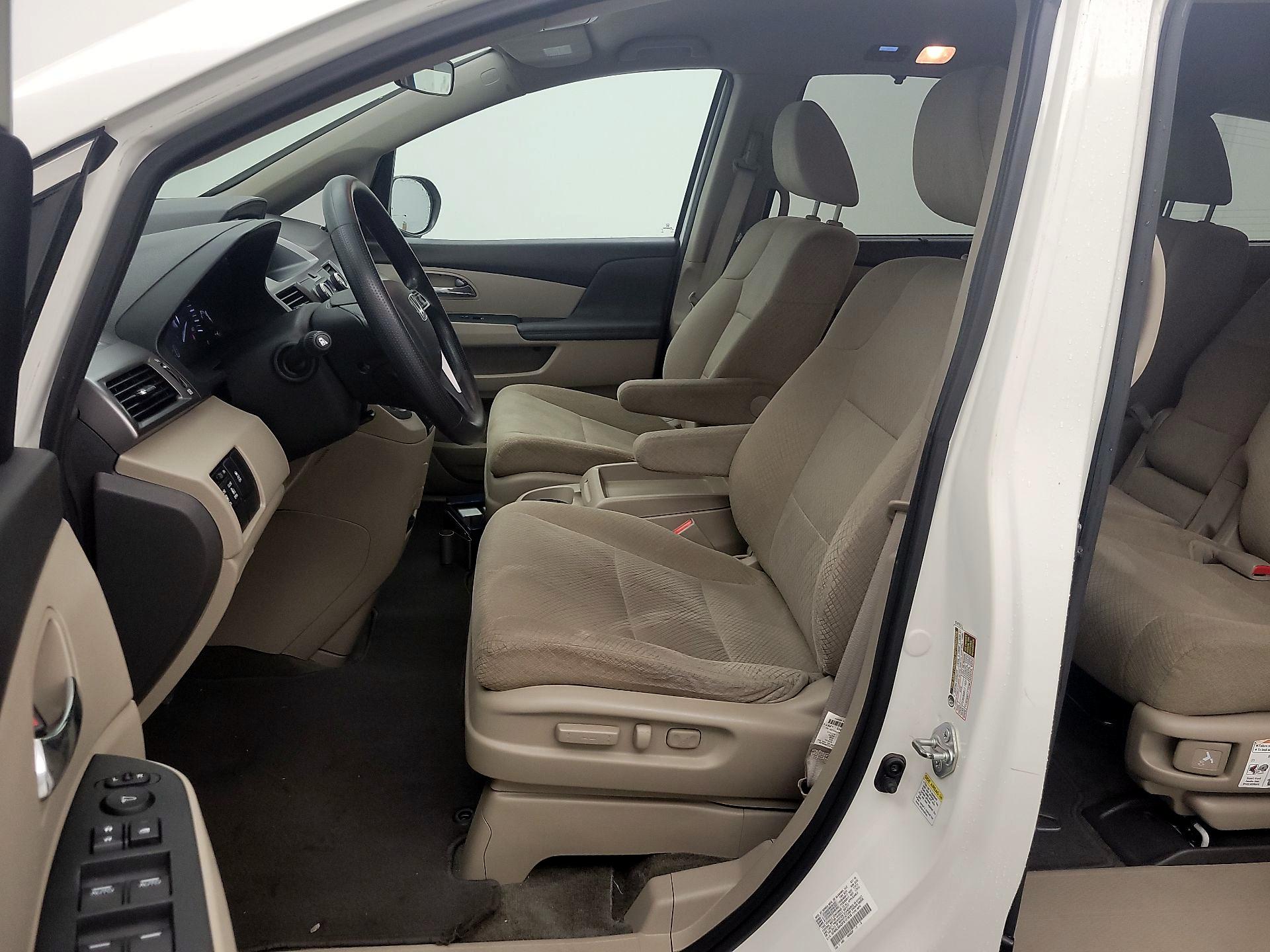 Thumbnail: 2015 Honda Odyssey - 11