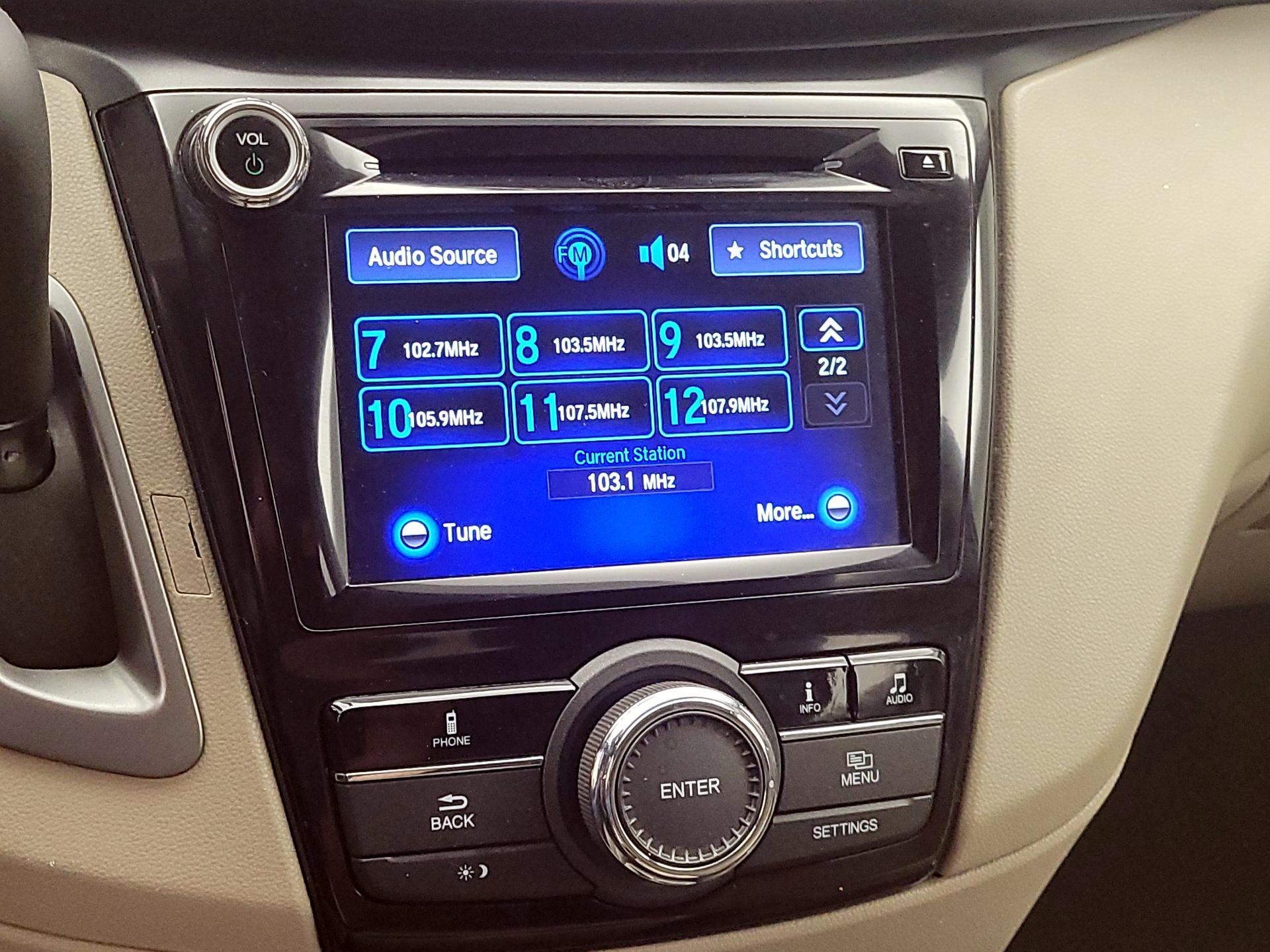 Thumbnail: 2015 Honda Odyssey - 15