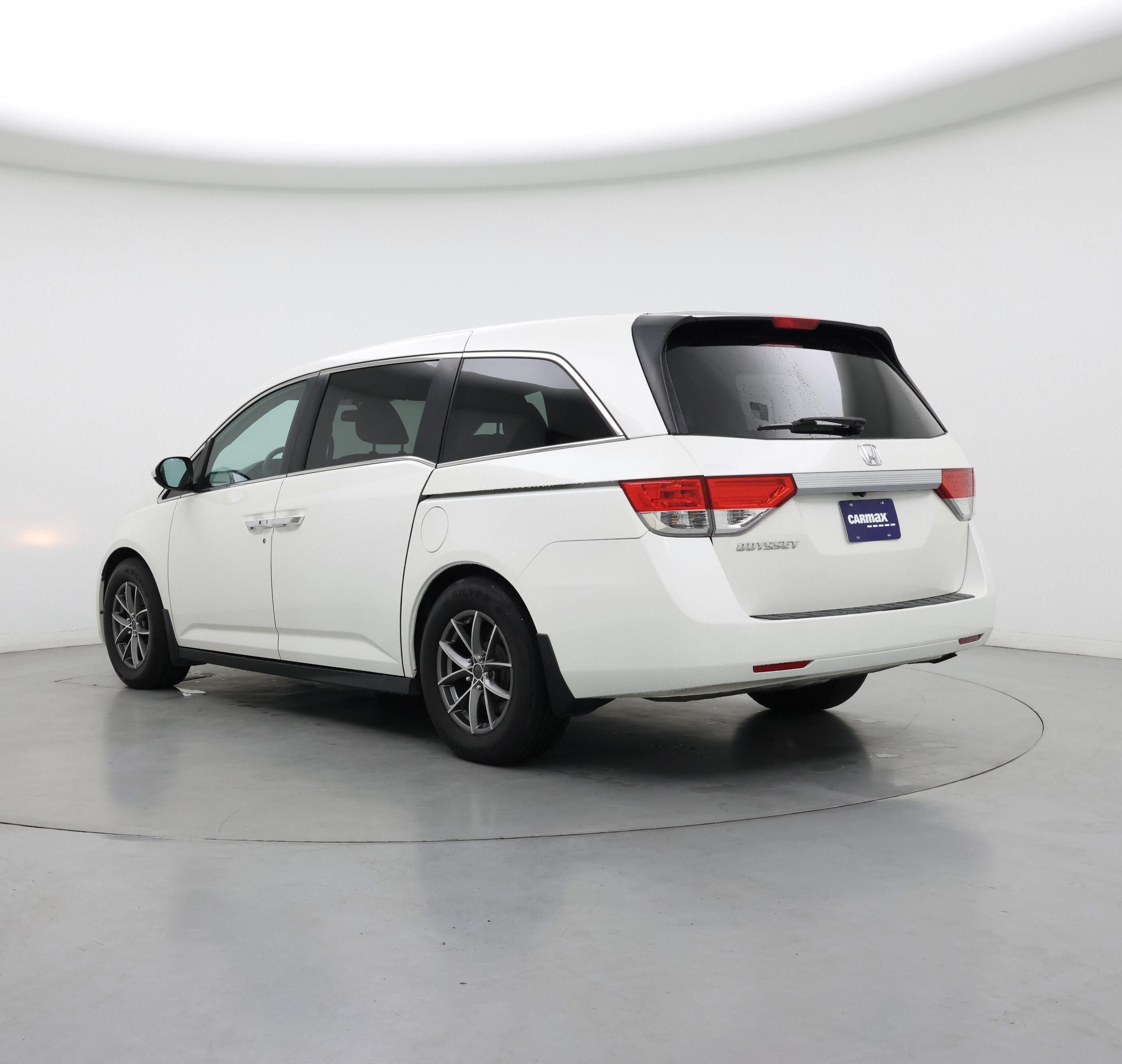 Thumbnail: 2015 Honda Odyssey - 2