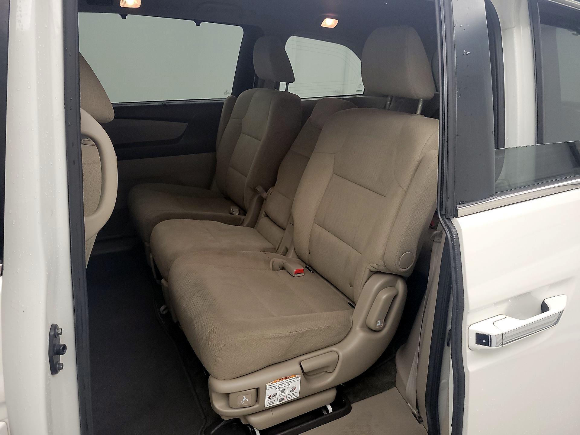Thumbnail: 2015 Honda Odyssey - 19