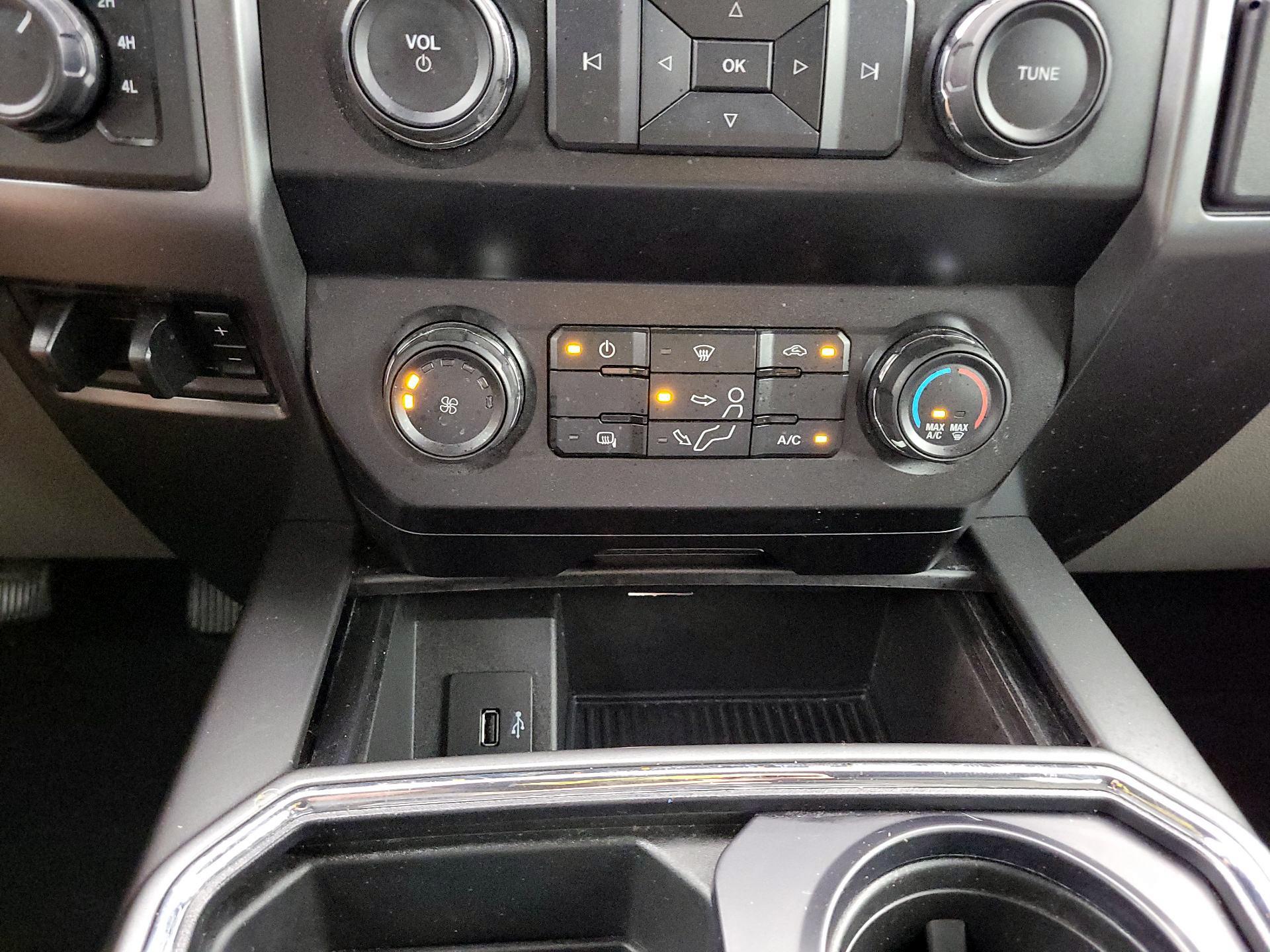 Thumbnail: 2019 Ford F-250 - 16