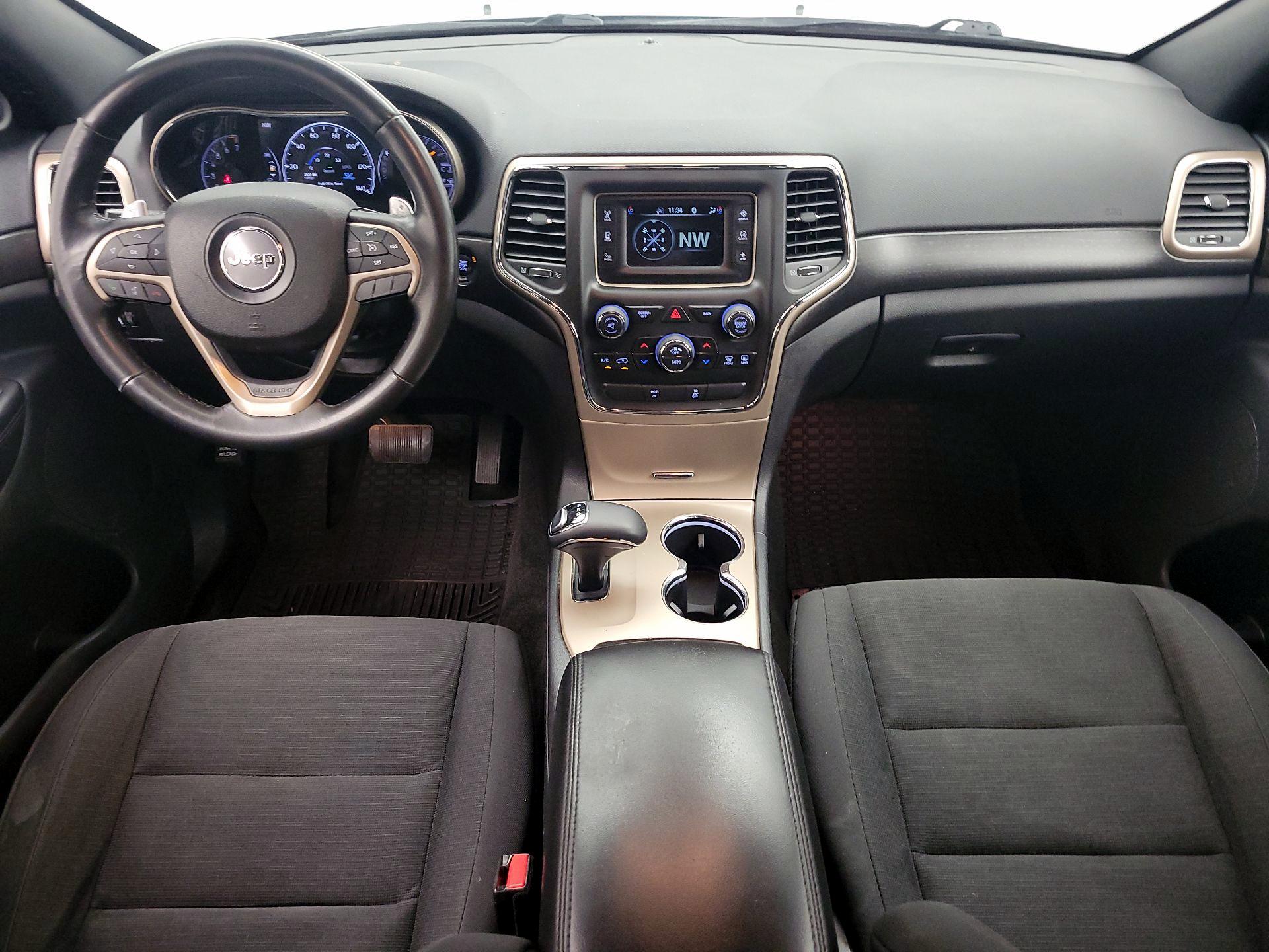 Thumbnail: 2015 Jeep Grand Cherokee - 9