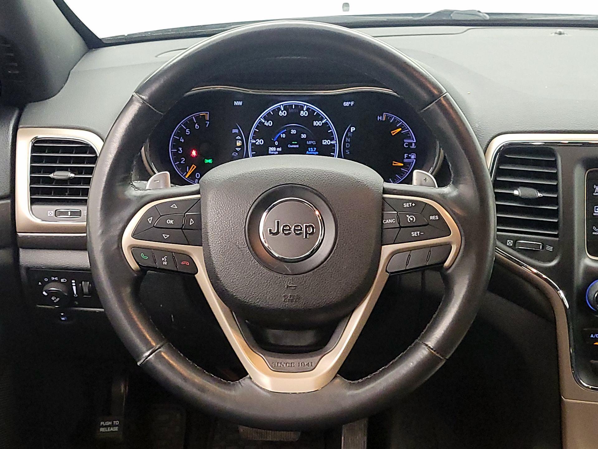 Thumbnail: 2015 Jeep Grand Cherokee - 10