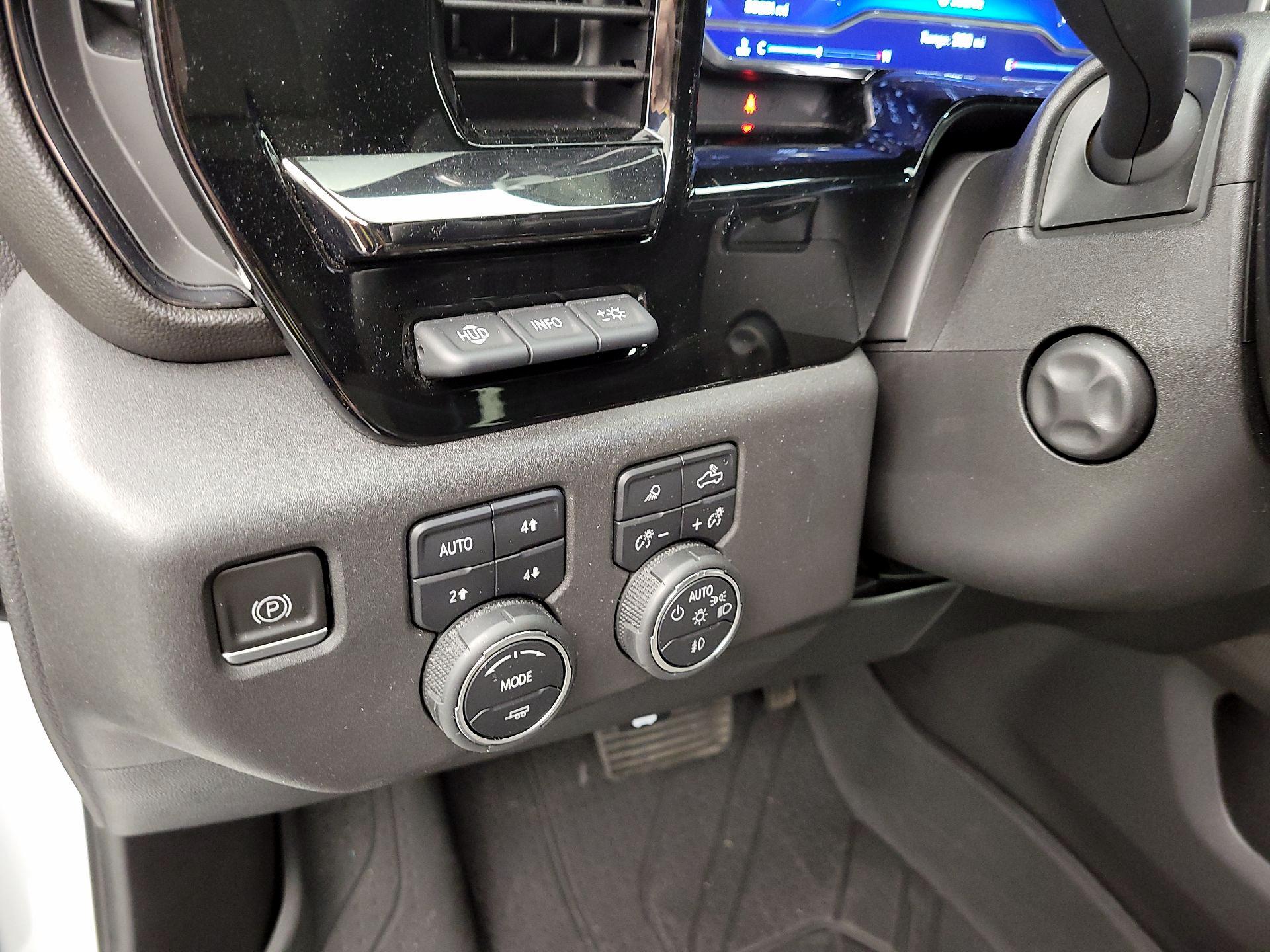 Thumbnail: 2023 Chevrolet Silverado 1500 - 13