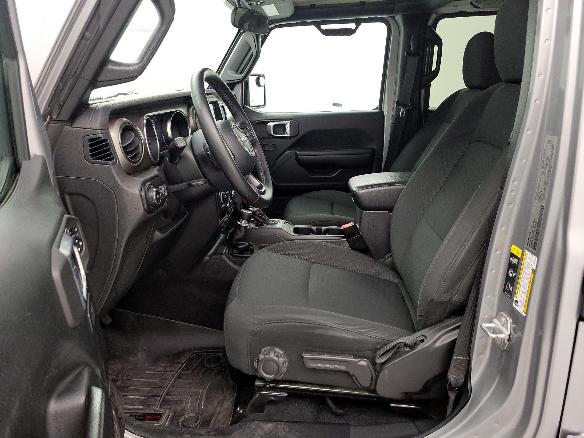 Thumbnail: 2020 Jeep Wrangler - 11