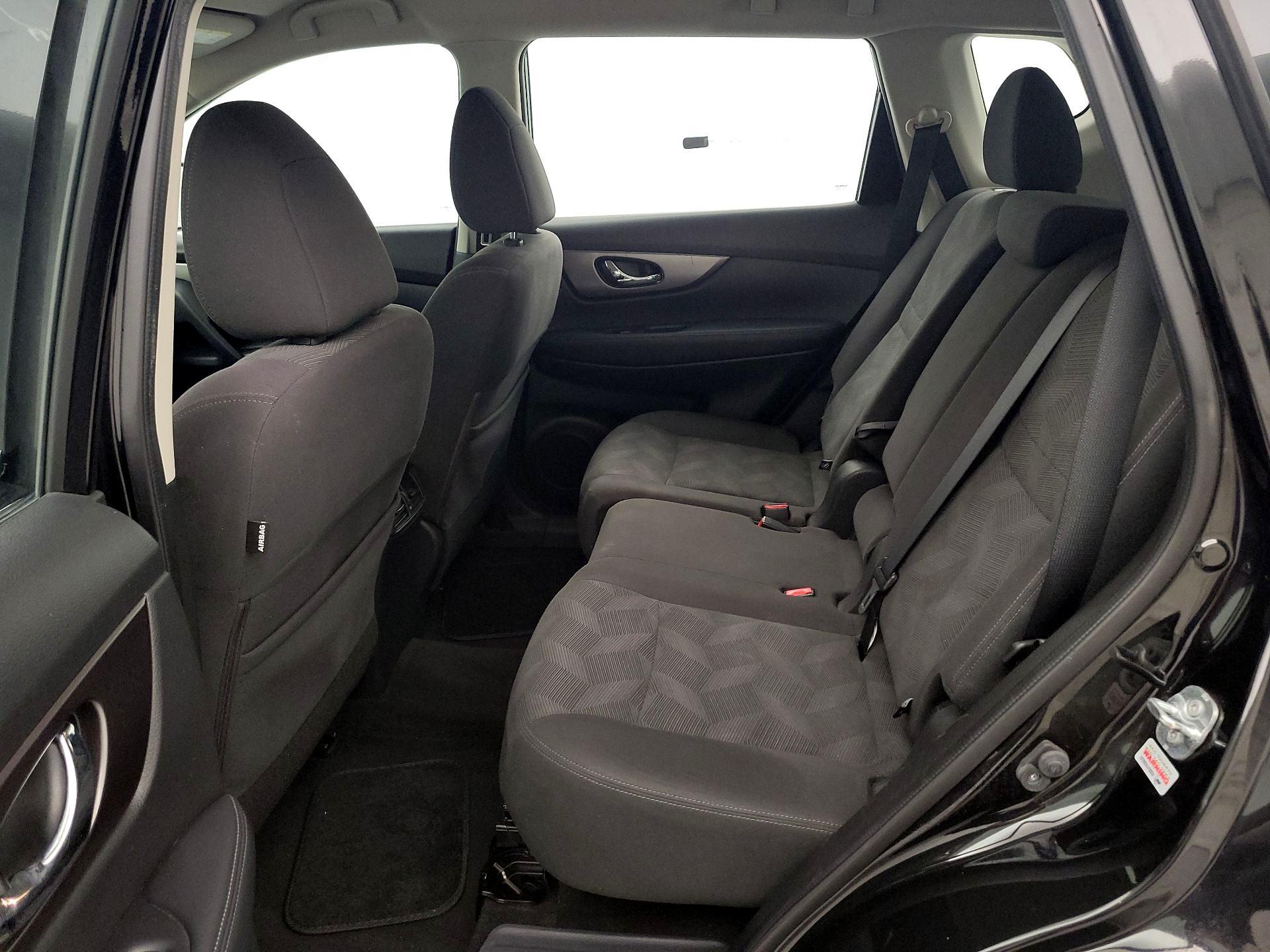Thumbnail: 2016 Nissan Rogue - 19