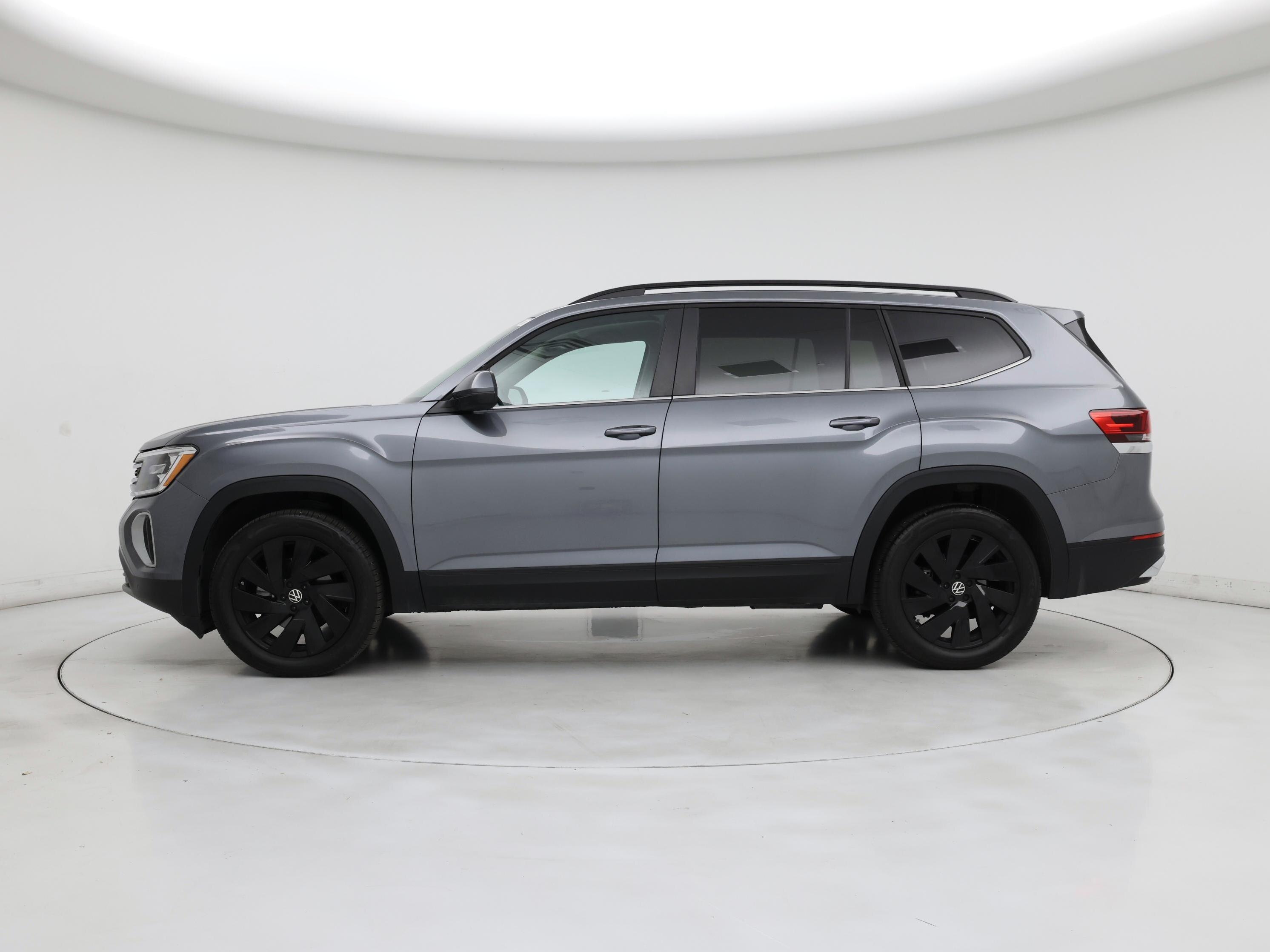 Thumbnail: 2024 Volkswagen Atlas - 3