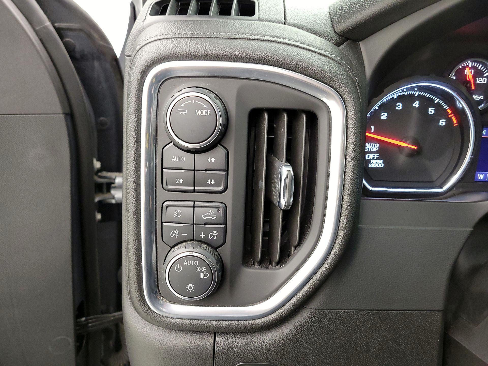 Thumbnail: 2021 Chevrolet Silverado 1500 - 13