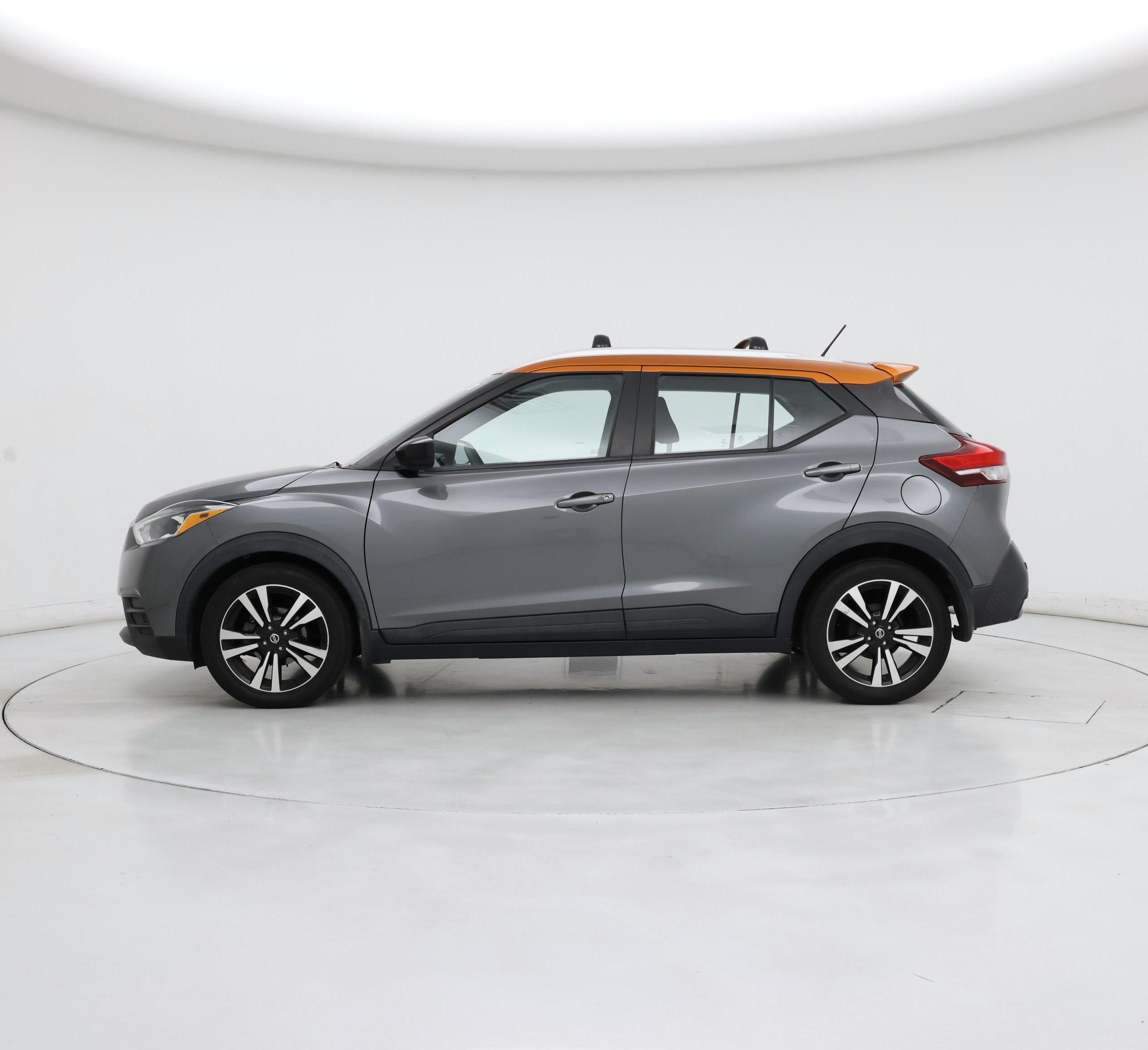 Thumbnail: 2020 Nissan Kicks - 3