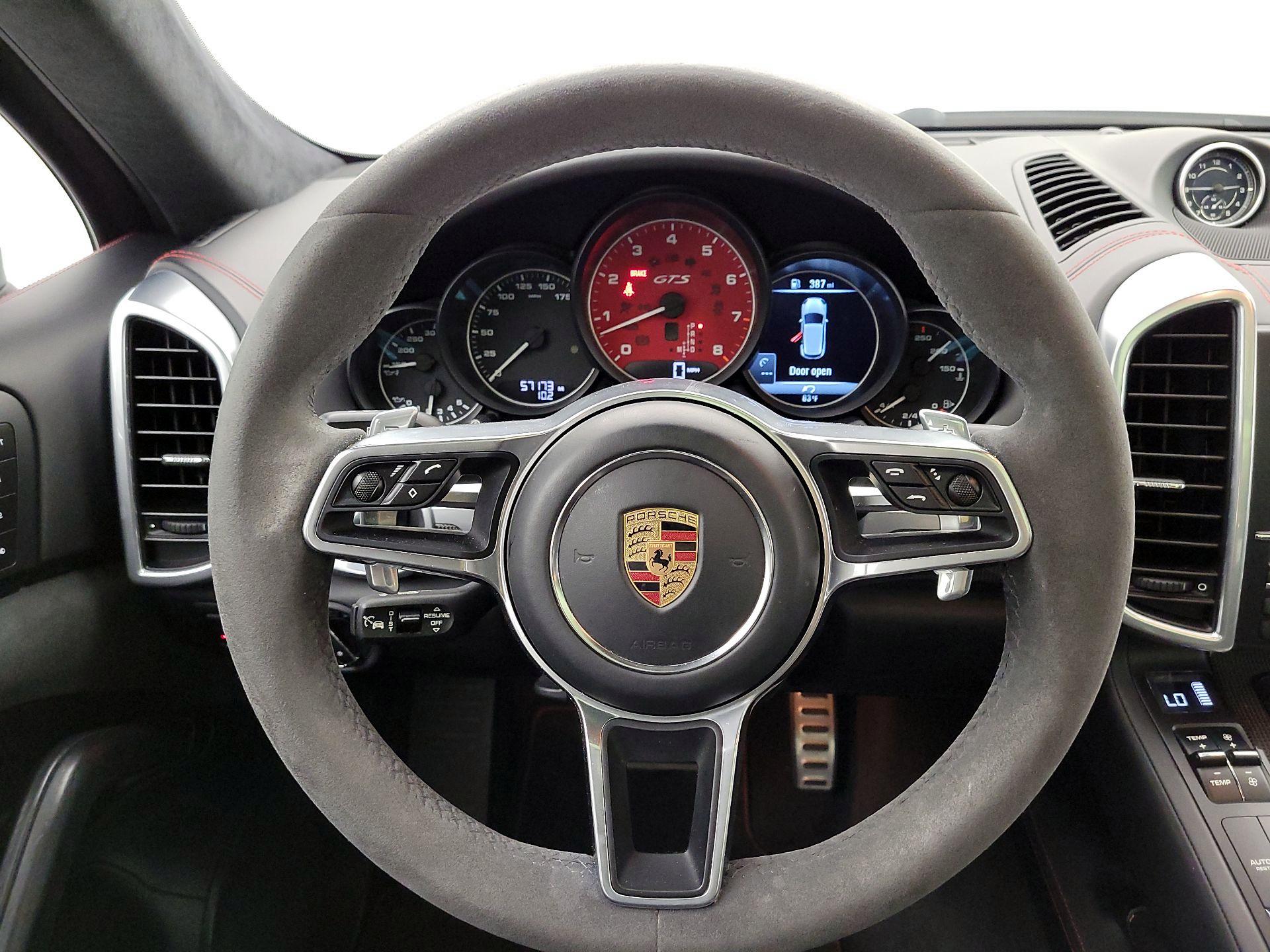 Thumbnail: 2016 Porsche Cayenne - 10