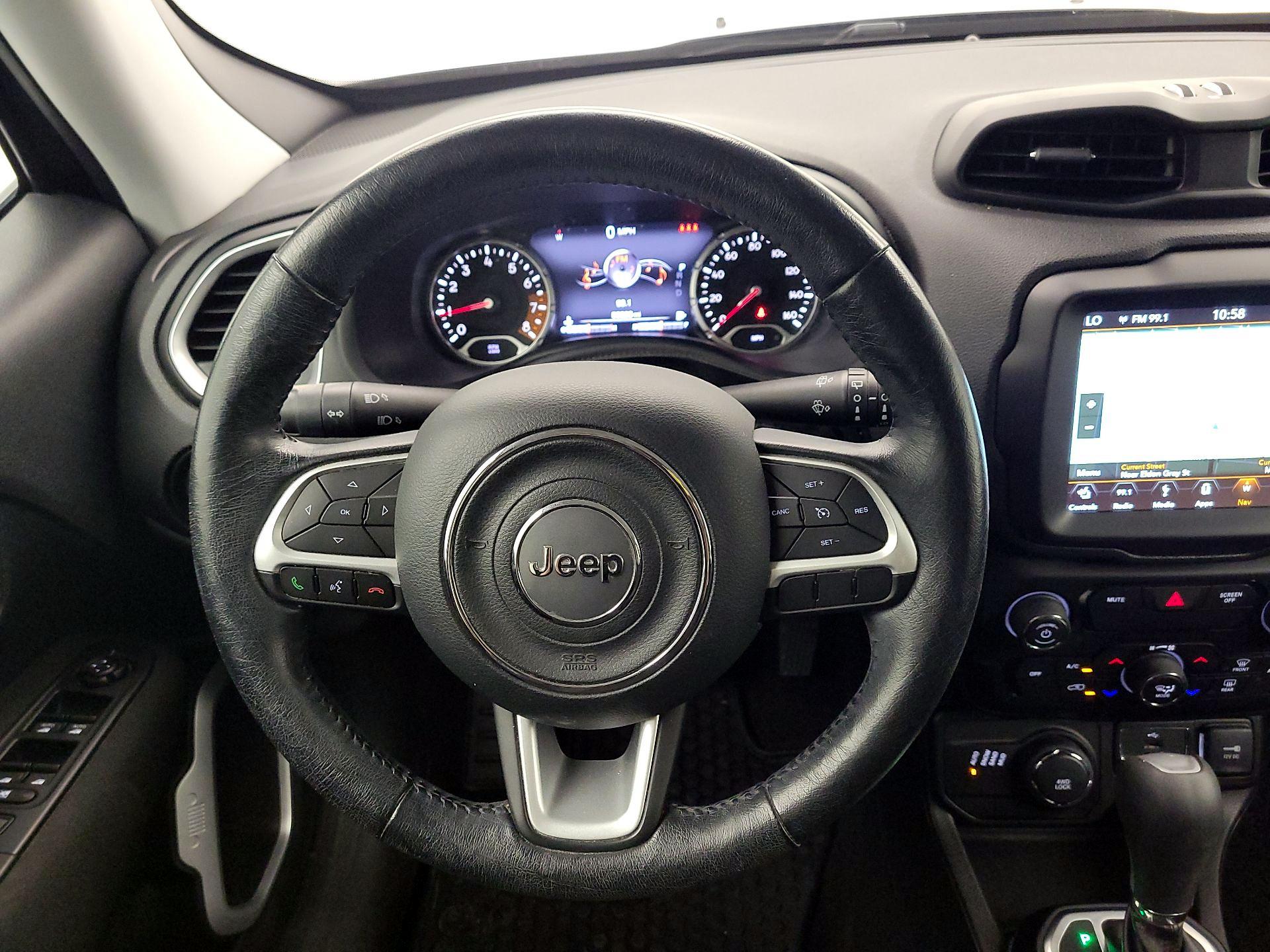 Thumbnail: 2019 Jeep Renegade - 10