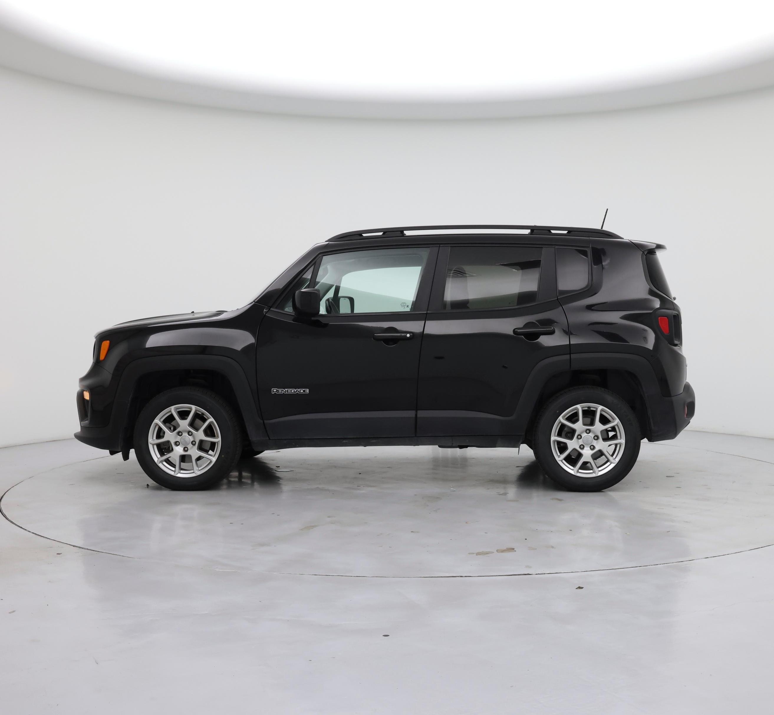 Thumbnail: 2019 Jeep Renegade - 3