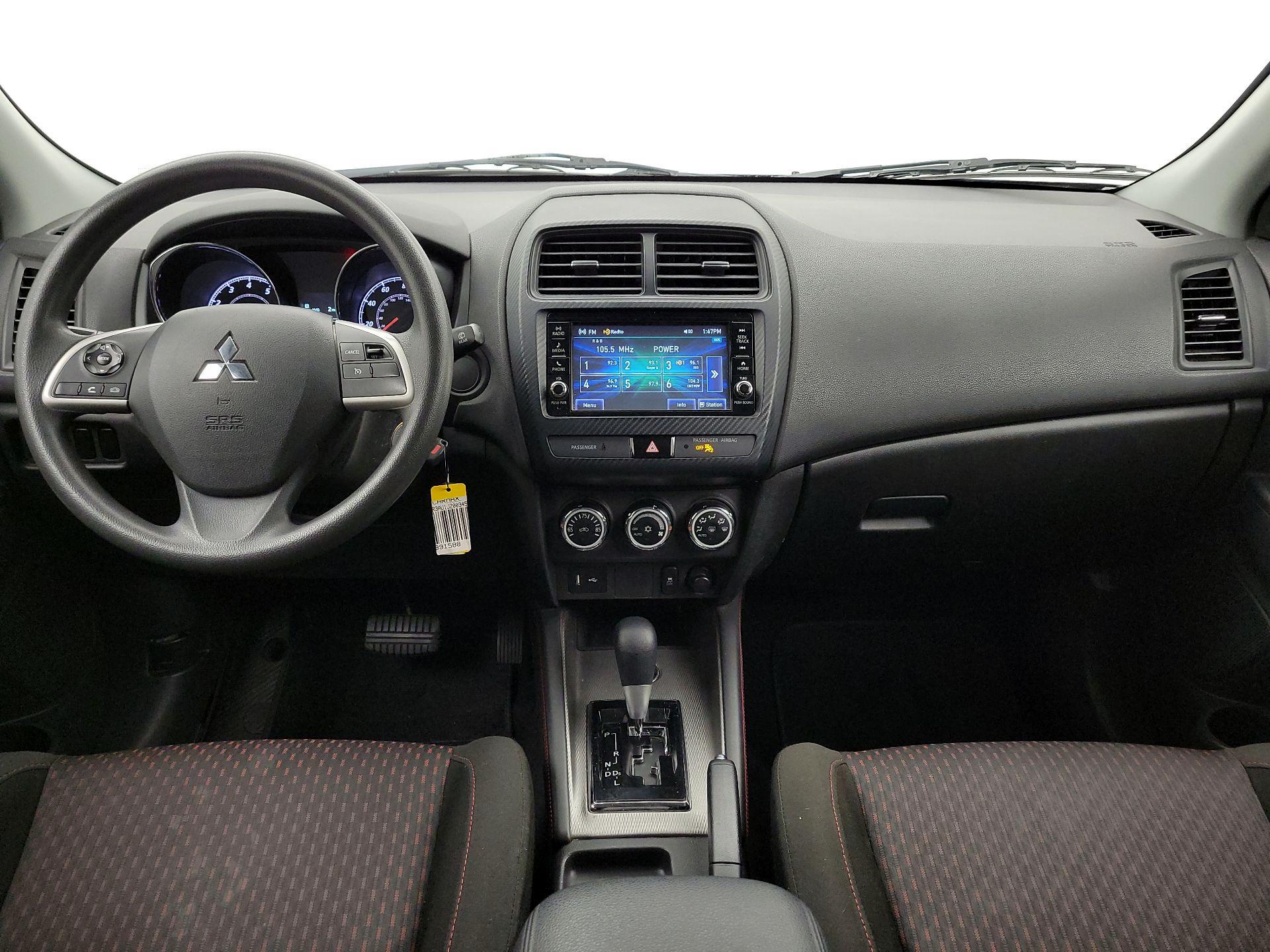 Thumbnail: 2018 Mitsubishi Outlander Sport - 9