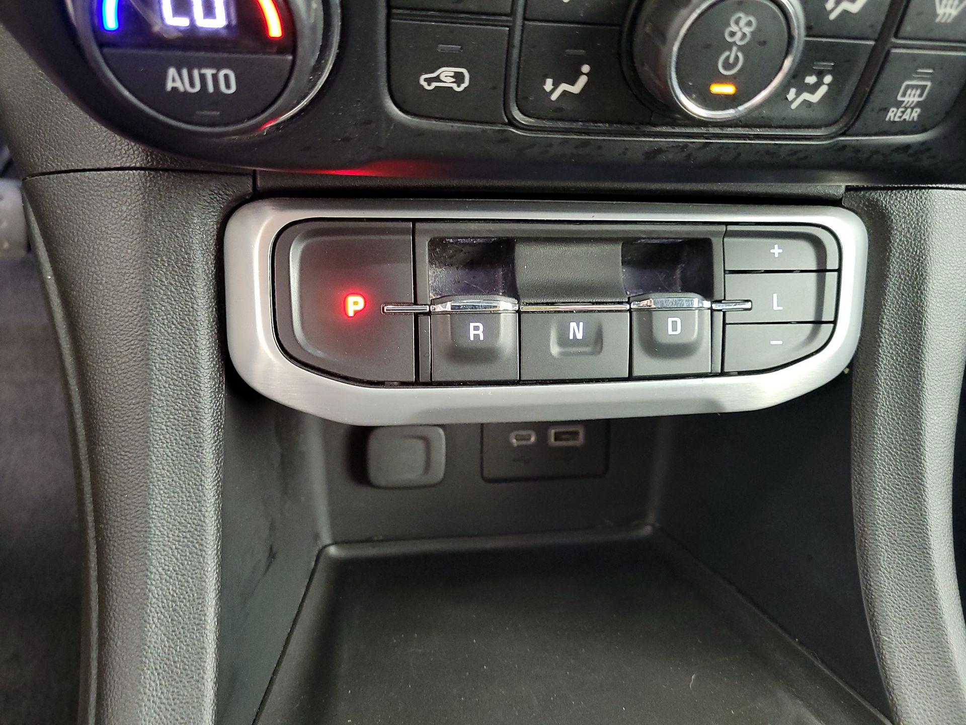Thumbnail: 2021 GMC Acadia - 16