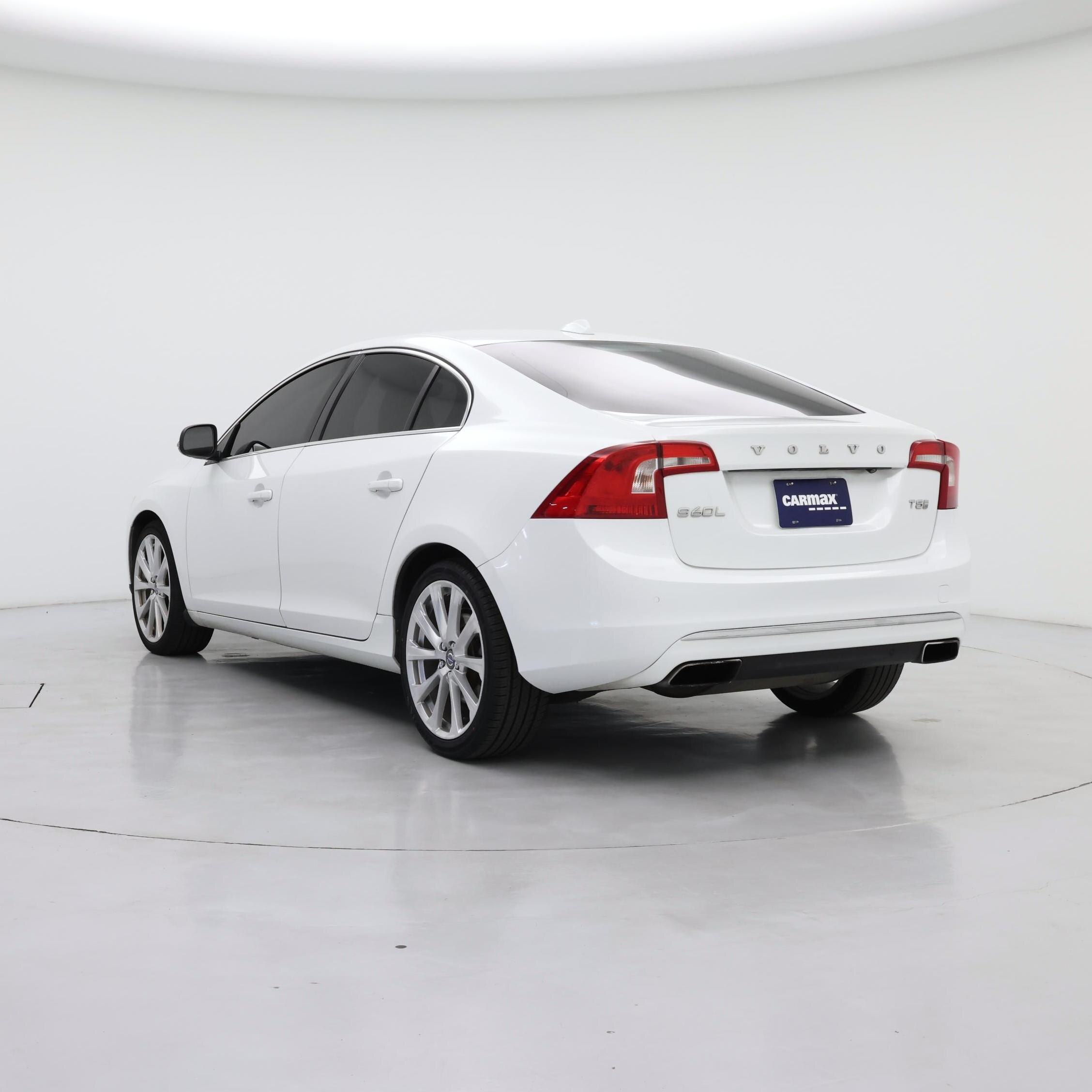 Thumbnail: 2016 Volvo S60 - 2