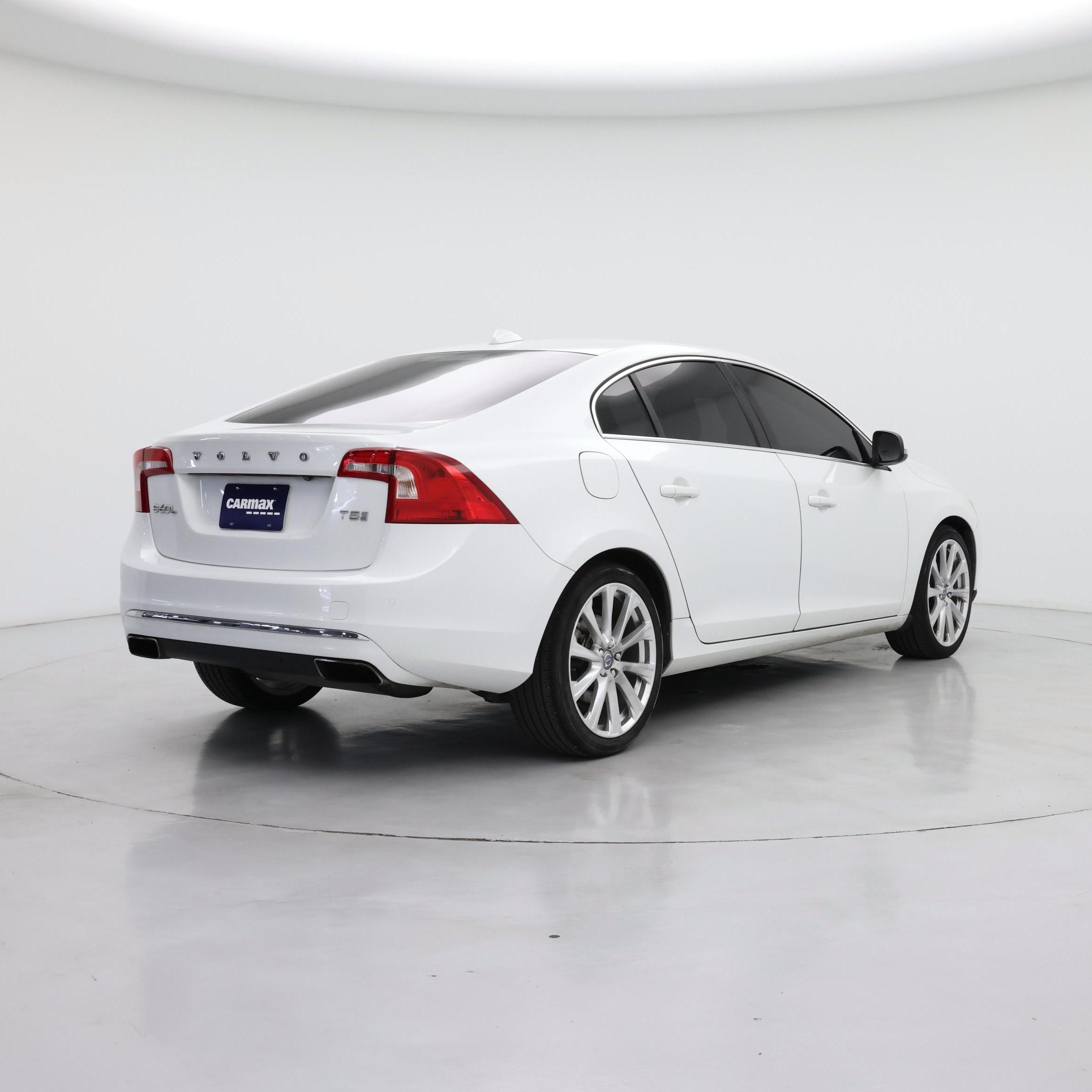 Thumbnail: 2016 Volvo S60 - 8