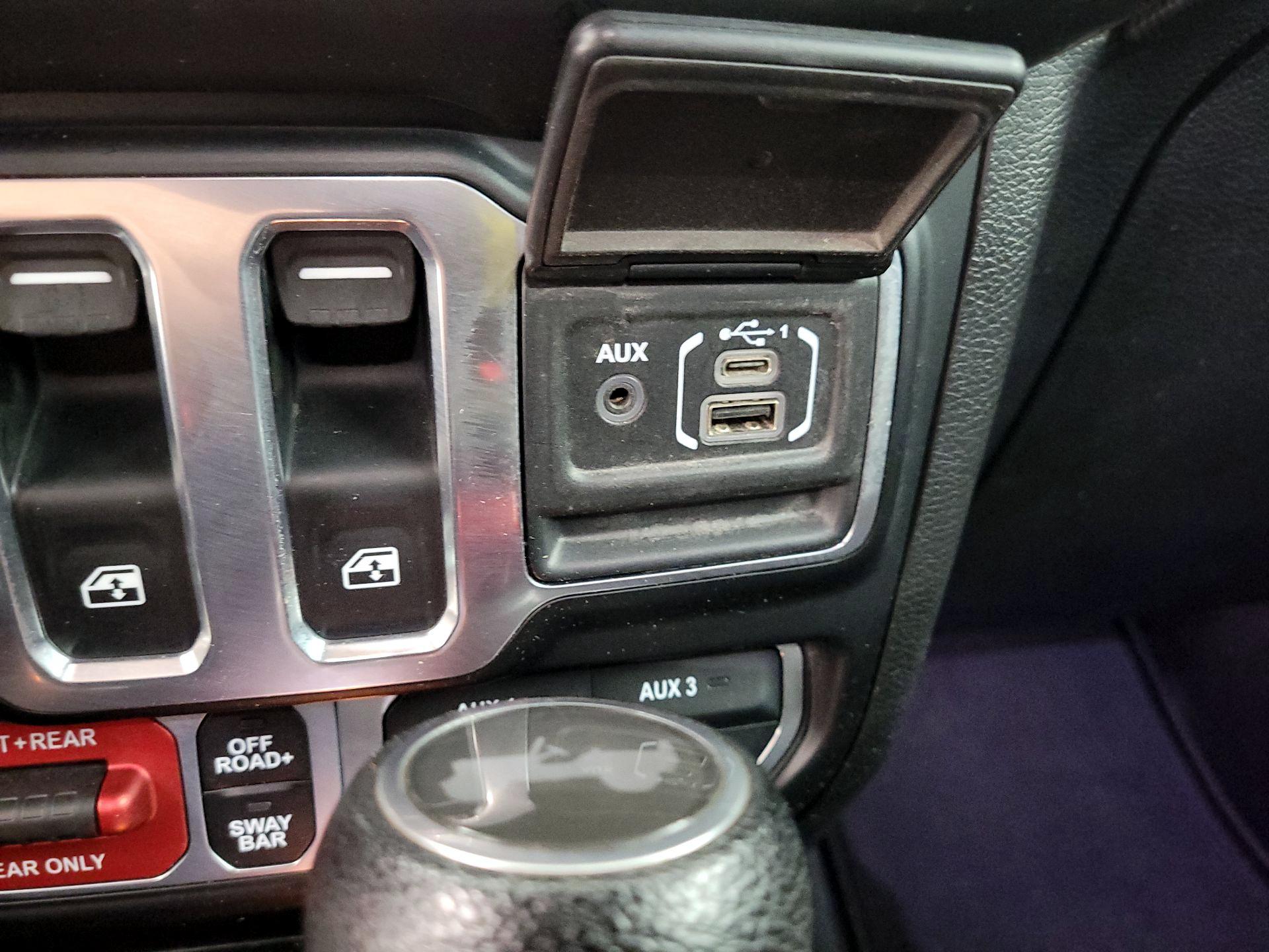 Thumbnail: 2023 Jeep Wrangler - 19