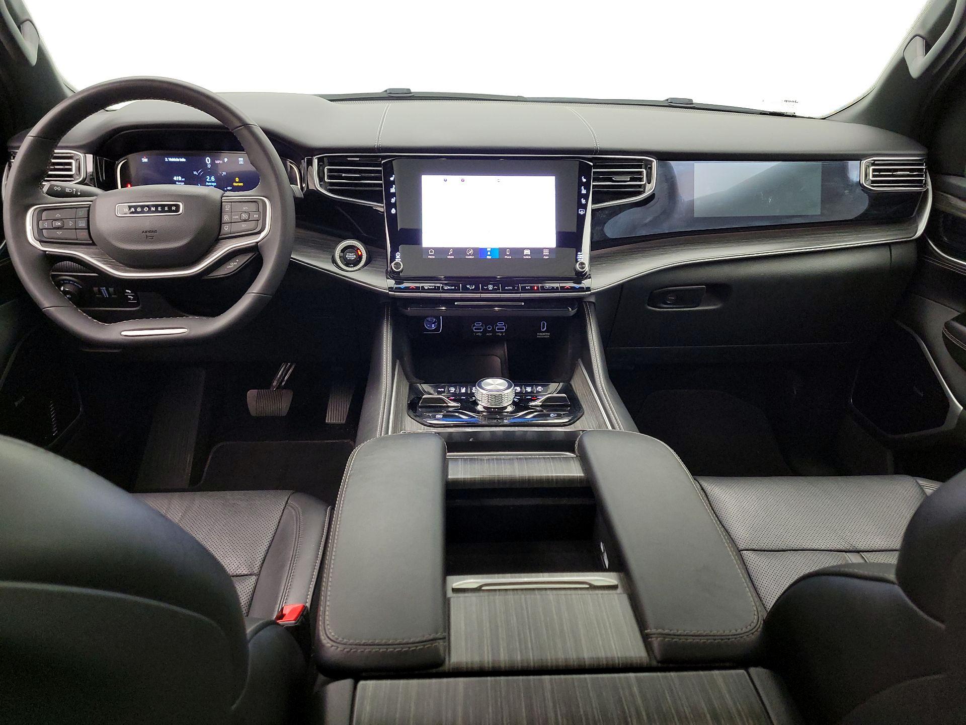 Thumbnail: 2023 Jeep Wagoneer - 9