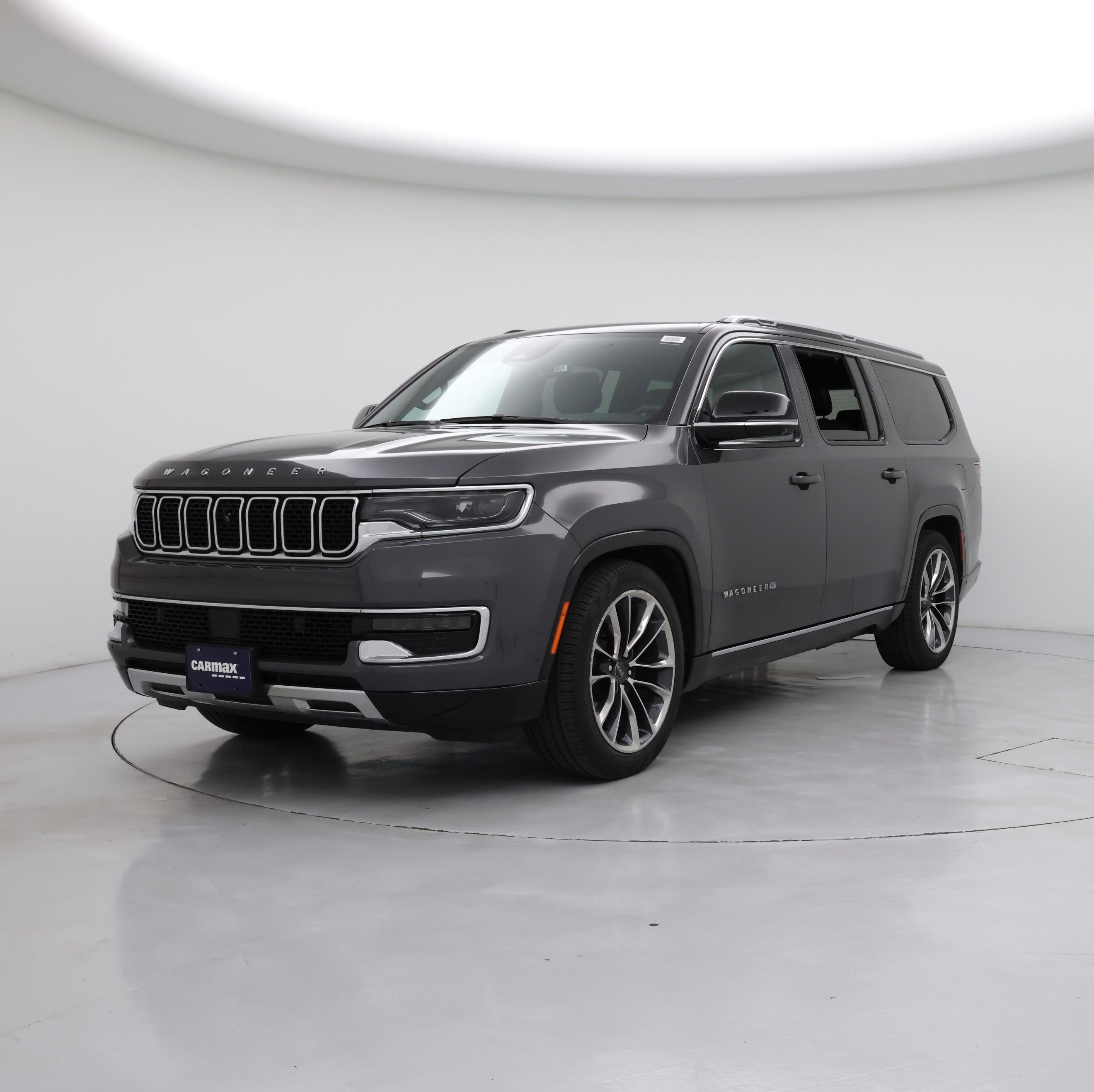 Thumbnail: 2023 Jeep Wagoneer - 4