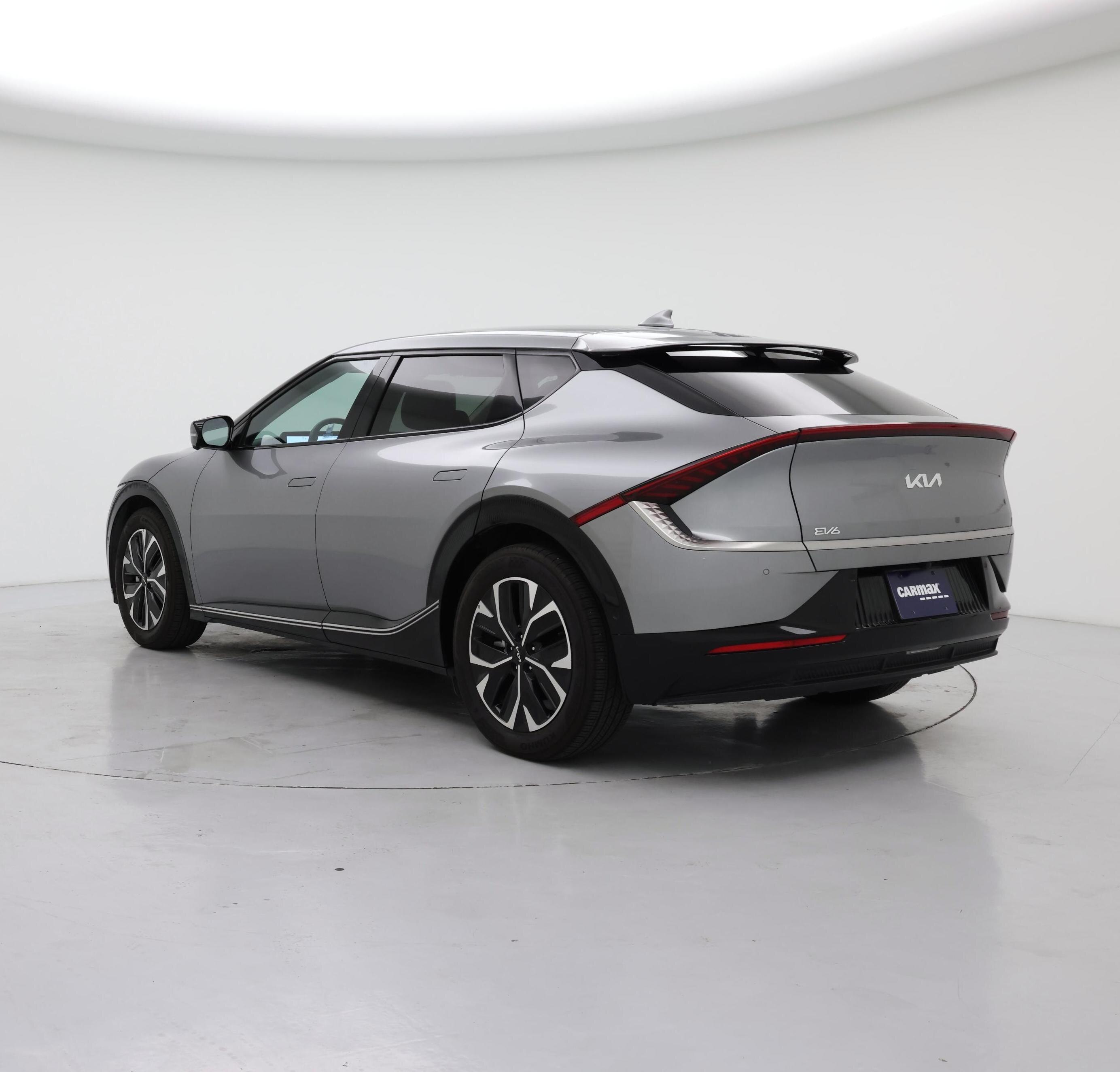 Thumbnail: 2023 Kia EV6 - 2