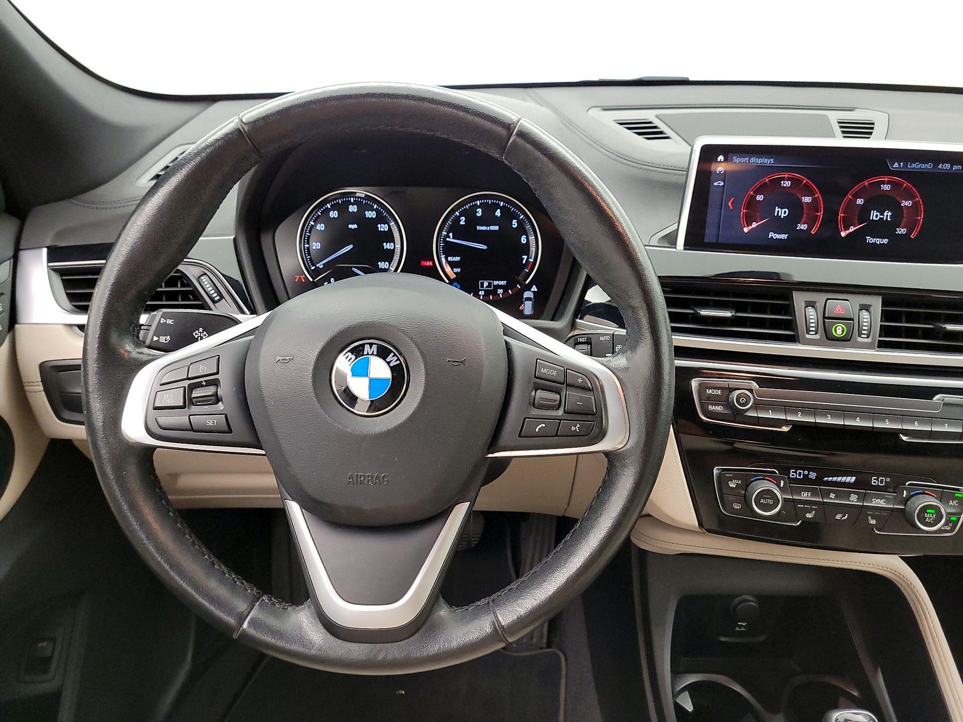 Thumbnail: 2020 BMW X1 - 10
