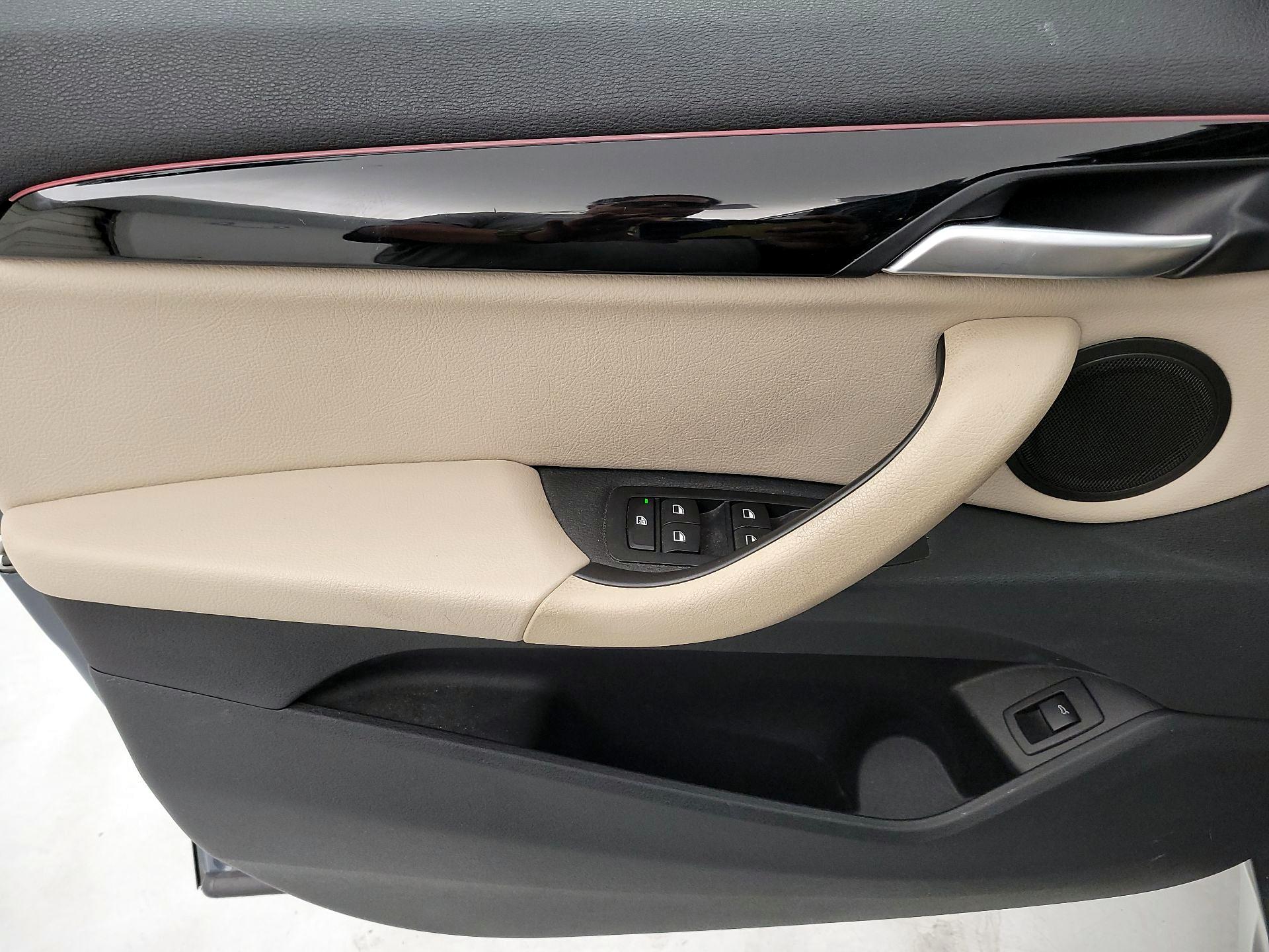 Thumbnail: 2020 BMW X1 - 12