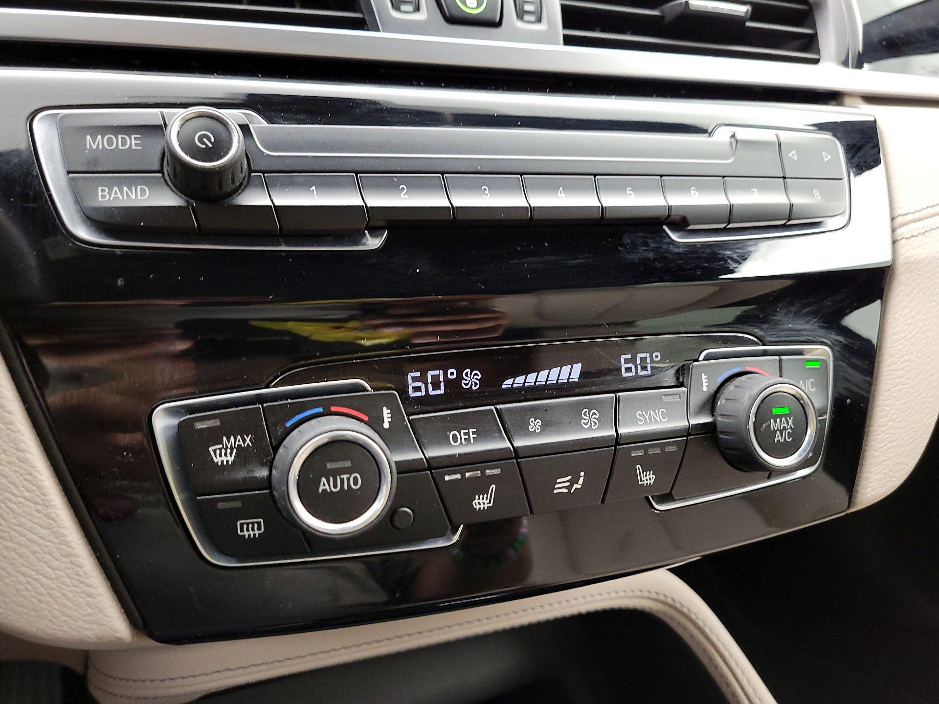 Thumbnail: 2020 BMW X1 - 17