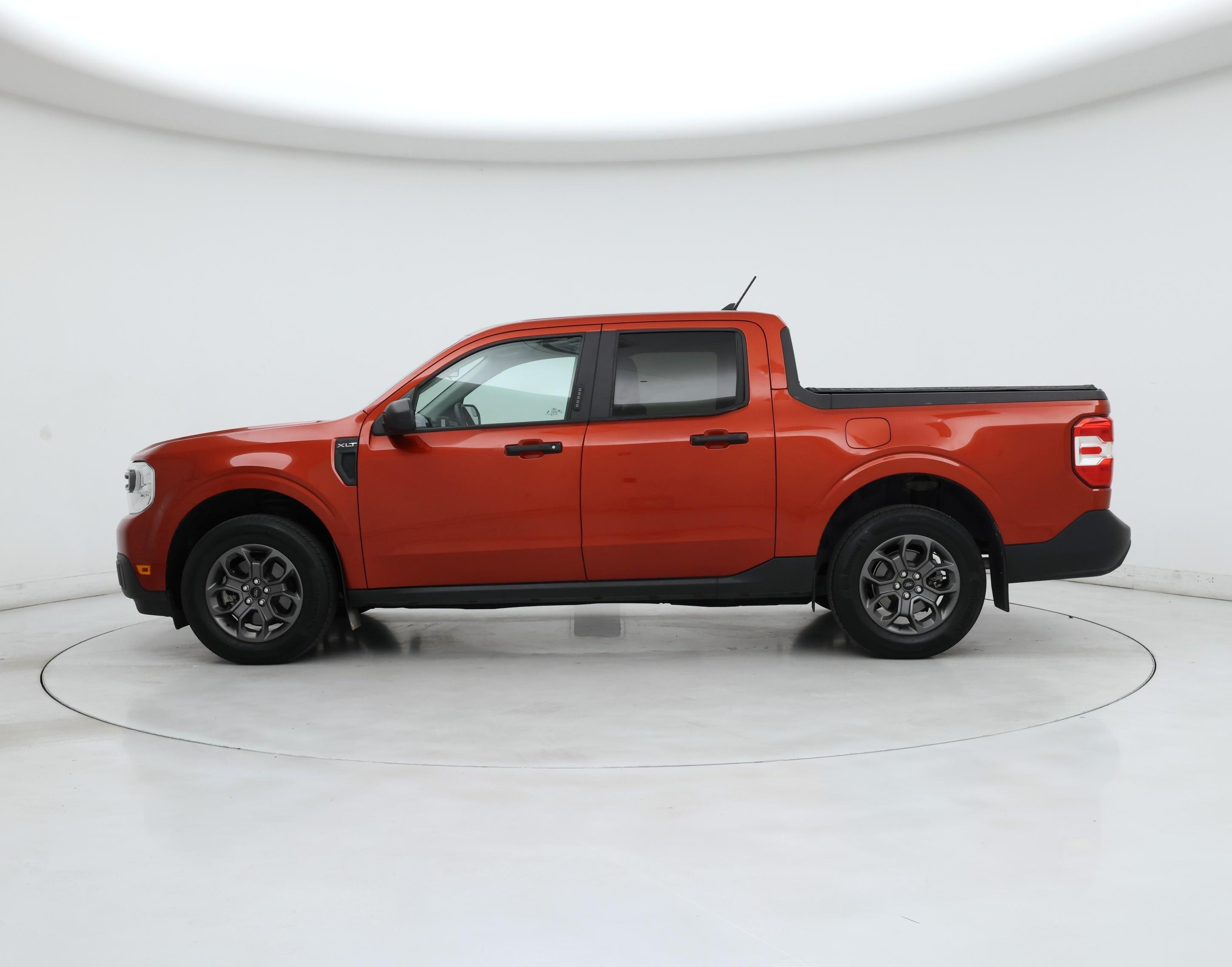 Thumbnail: 2022 Ford Maverick - 3
