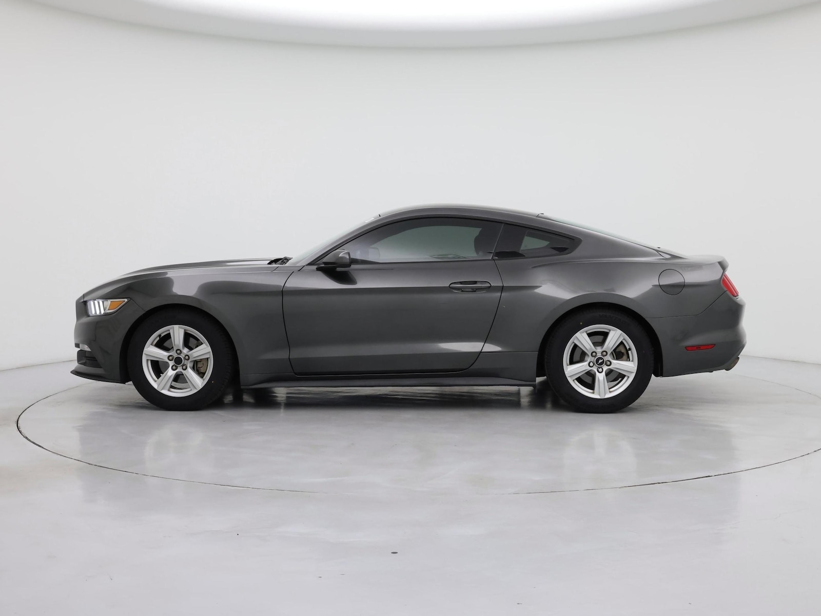 Image of 2016 Ford Mustang