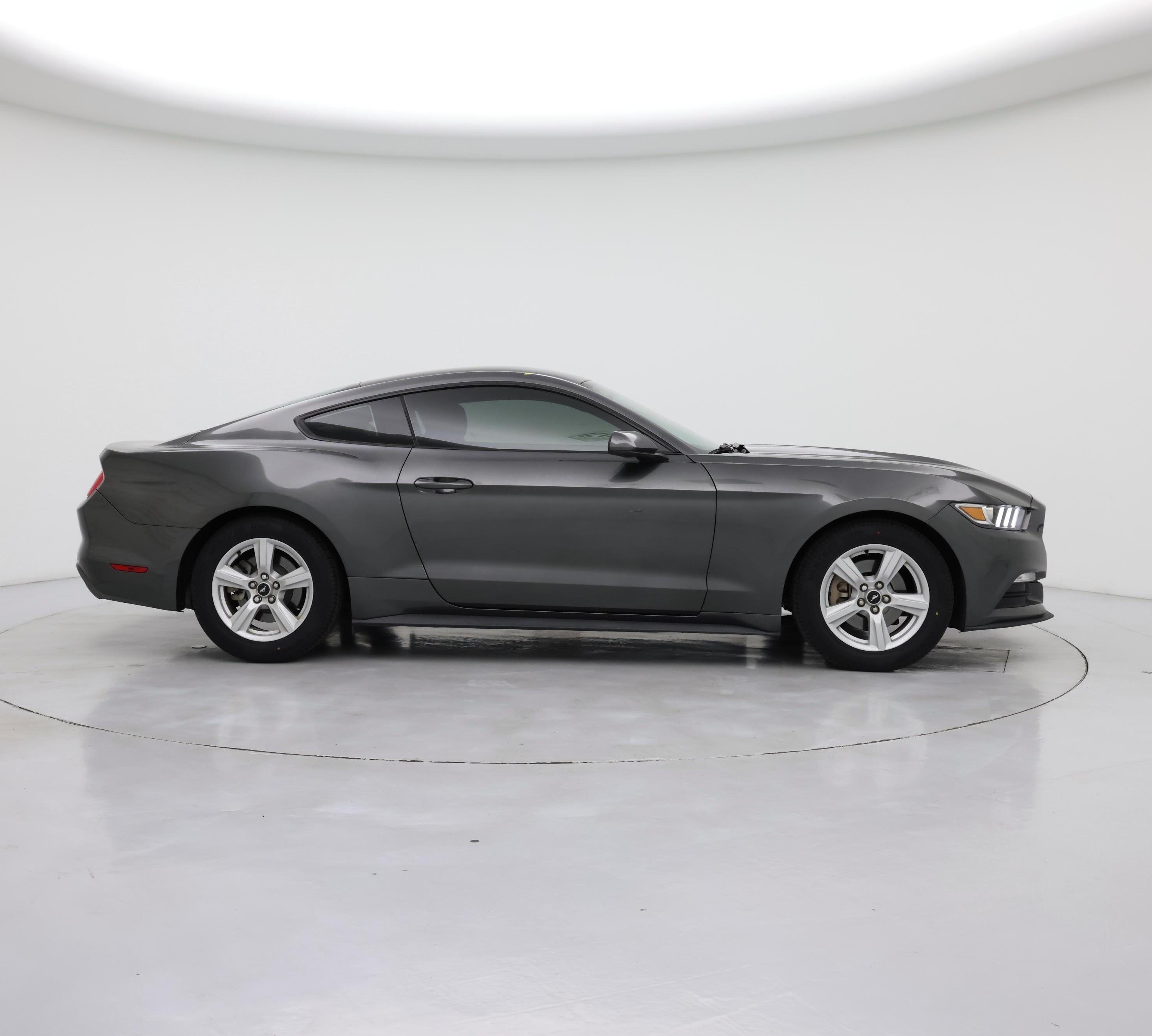 Thumbnail: 2016 Ford Mustang - 7