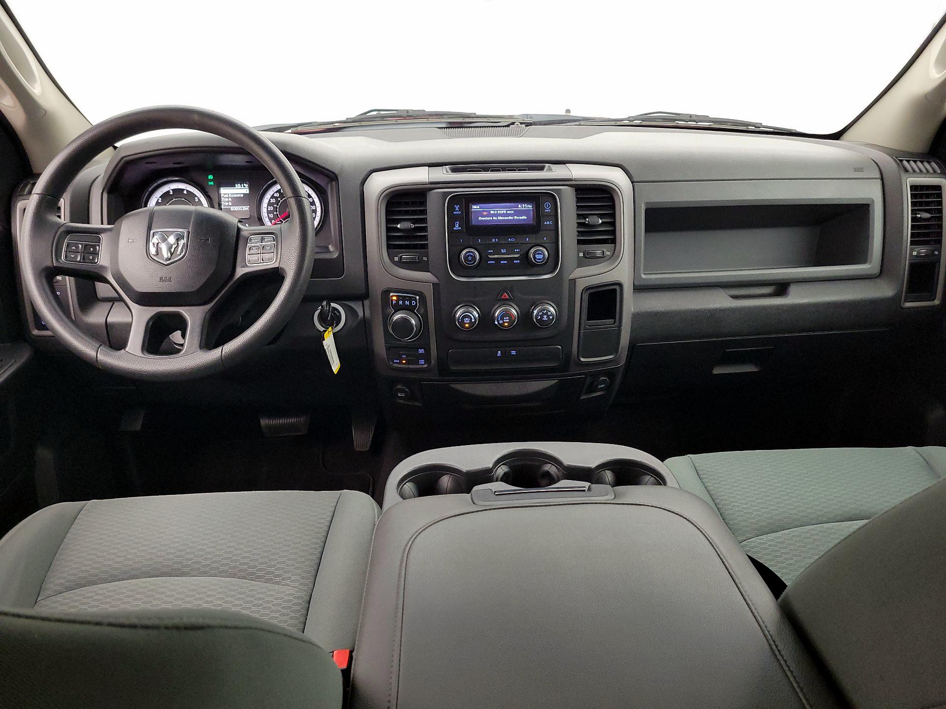 Thumbnail: 2019 RAM 1500 Classic - 9