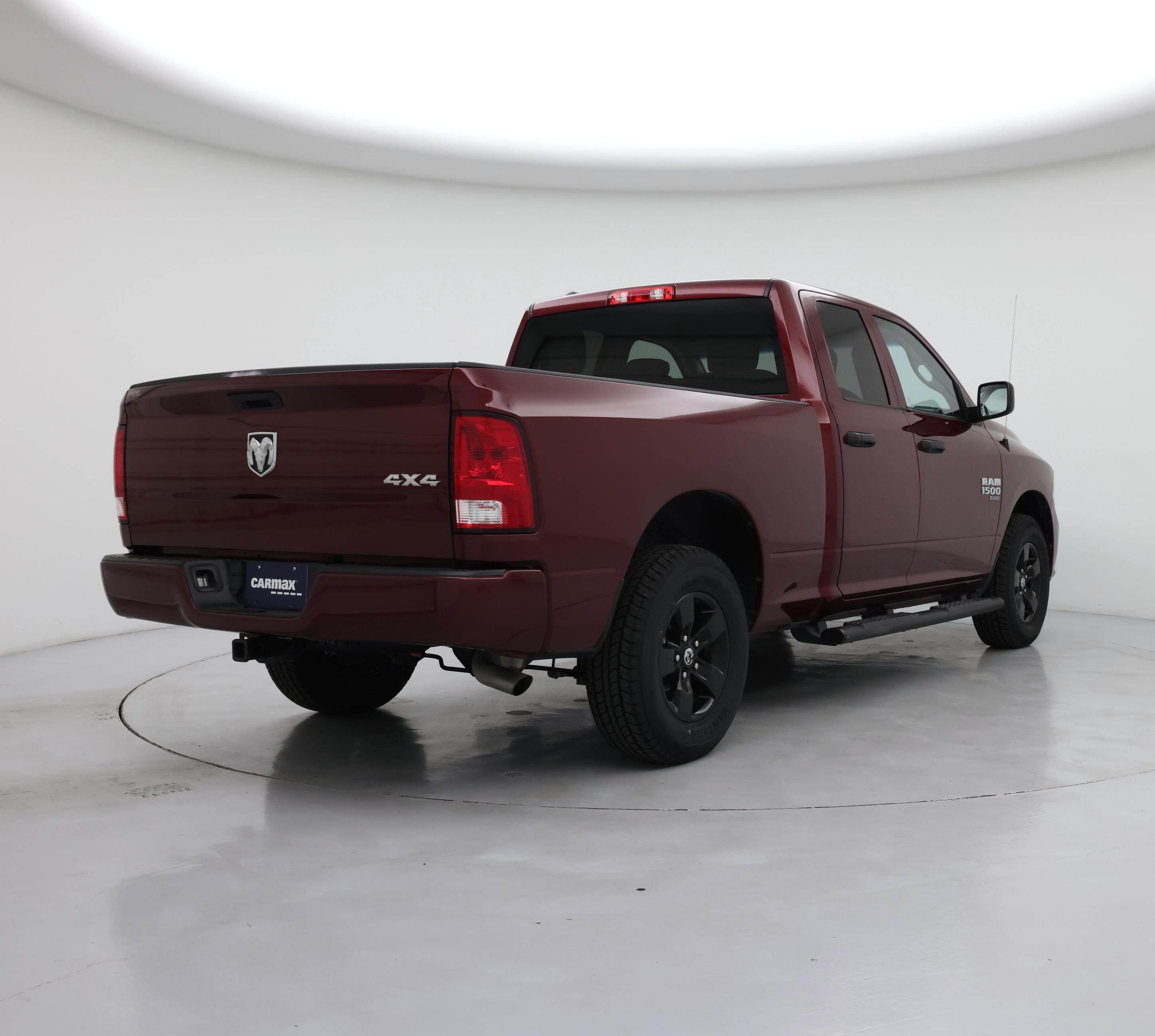 Thumbnail: 2019 RAM 1500 Classic - 8