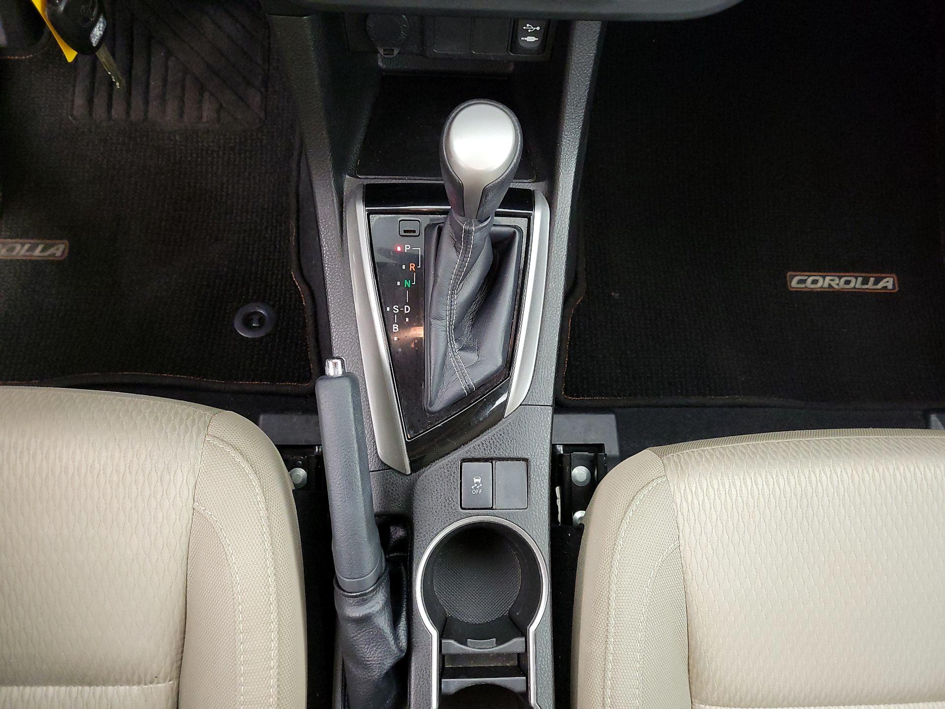 Thumbnail: 2014 Toyota Corolla - 17