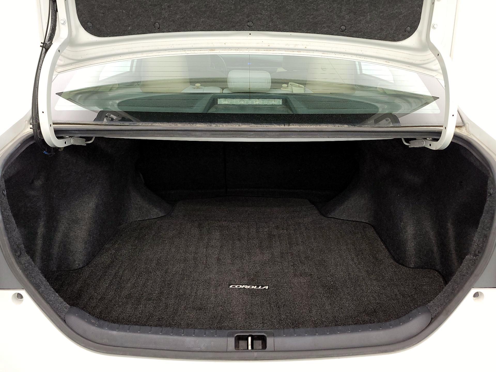 Thumbnail: 2014 Toyota Corolla - 20
