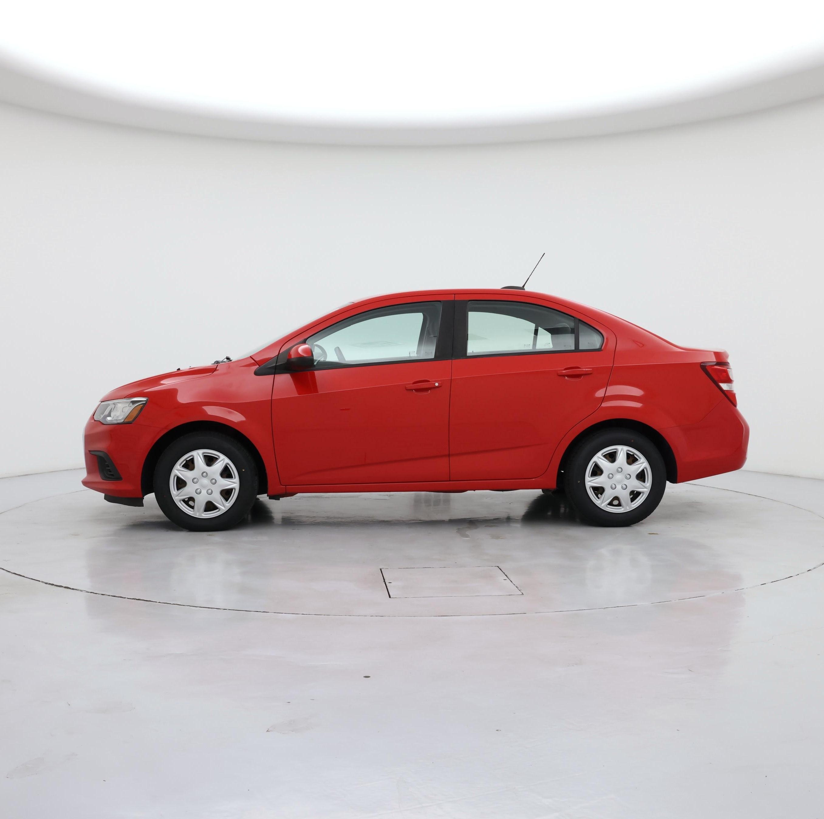 Thumbnail: 2017 Chevrolet Sonic - 3