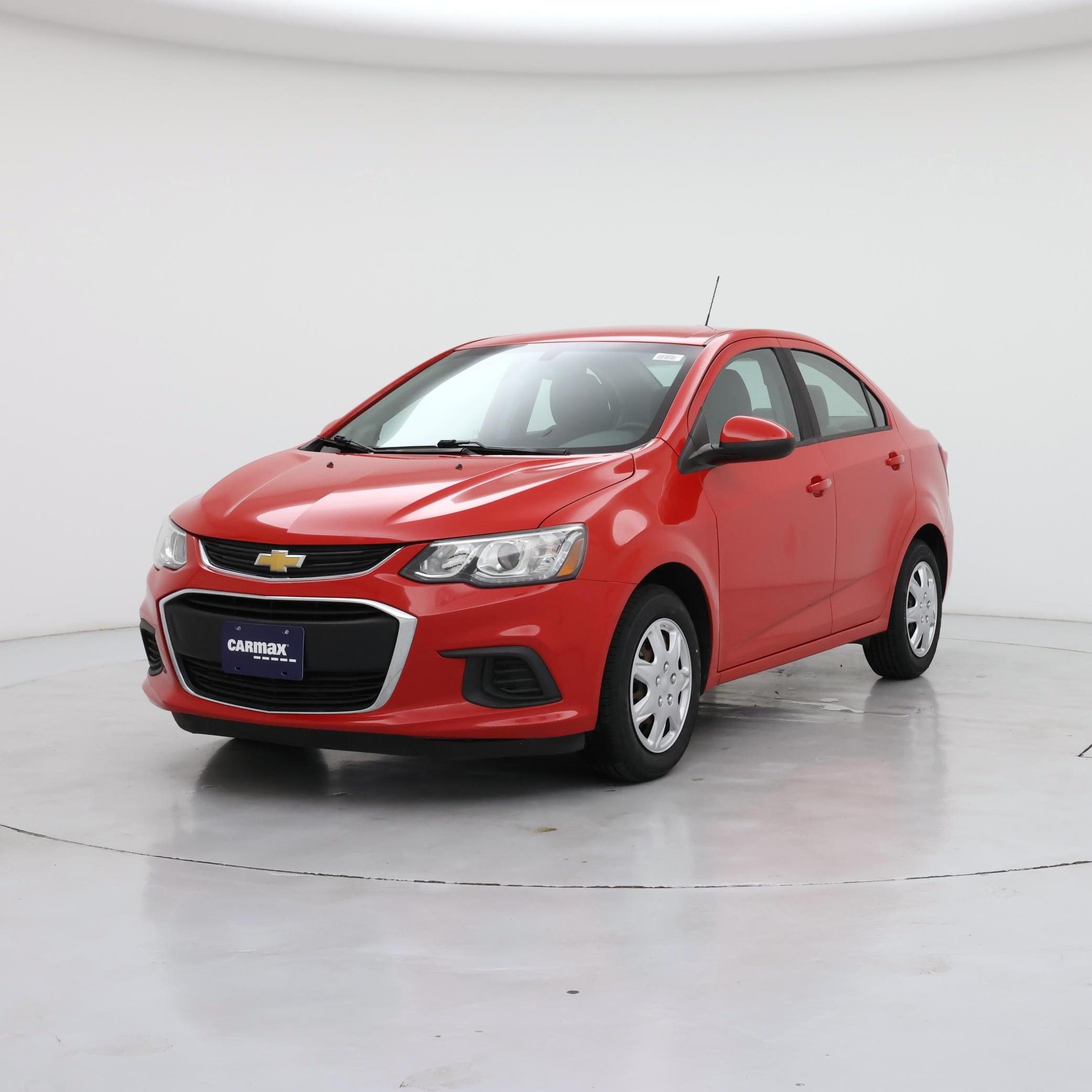 Thumbnail: 2017 Chevrolet Sonic - 4