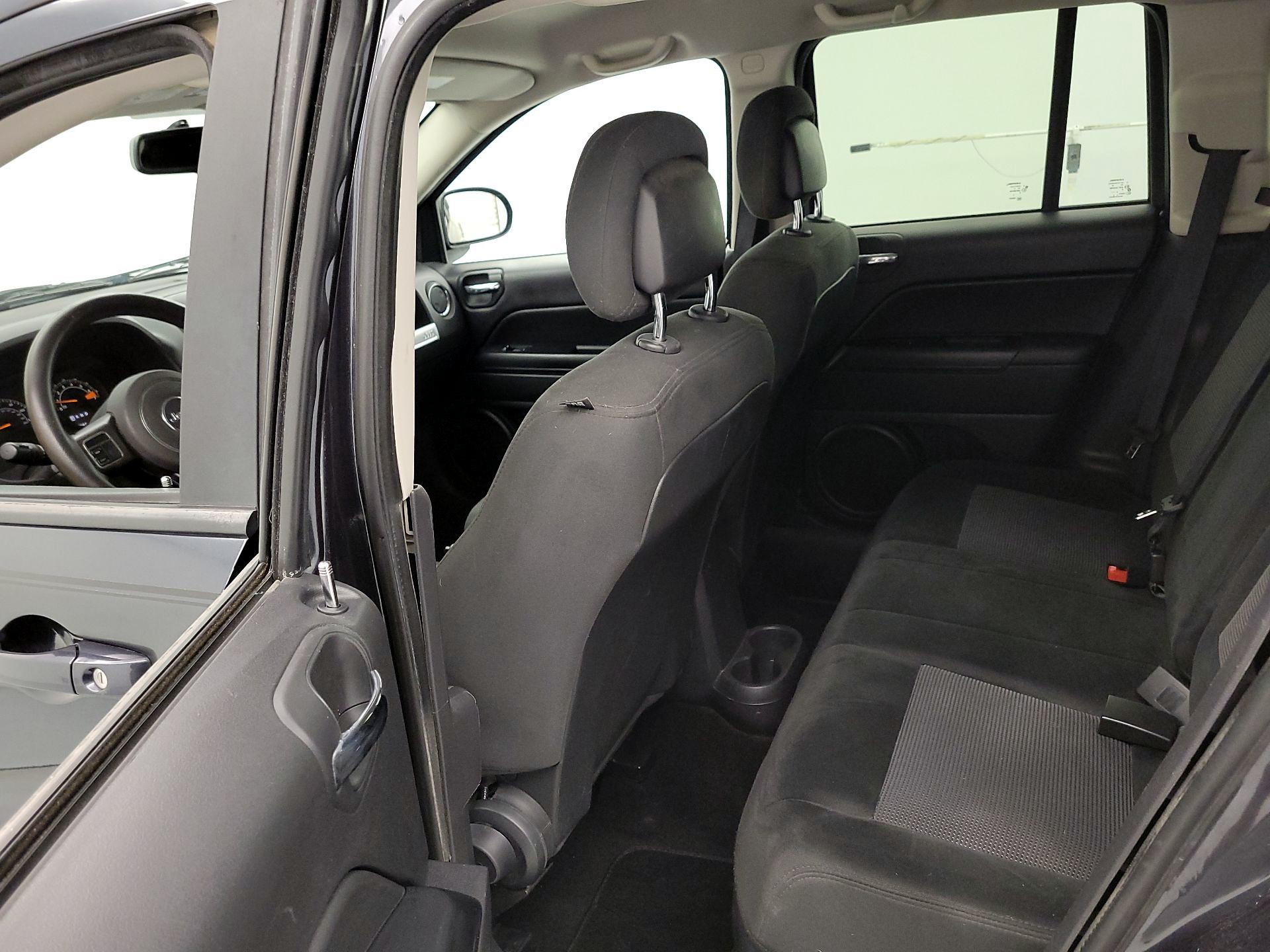 Thumbnail: 2014 Jeep Compass - 16