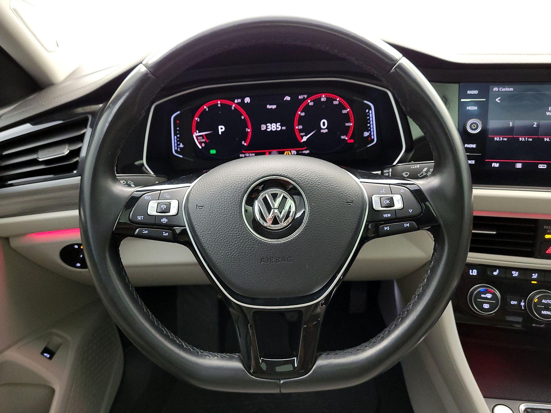 Thumbnail: 2019 Volkswagen Jetta - 10