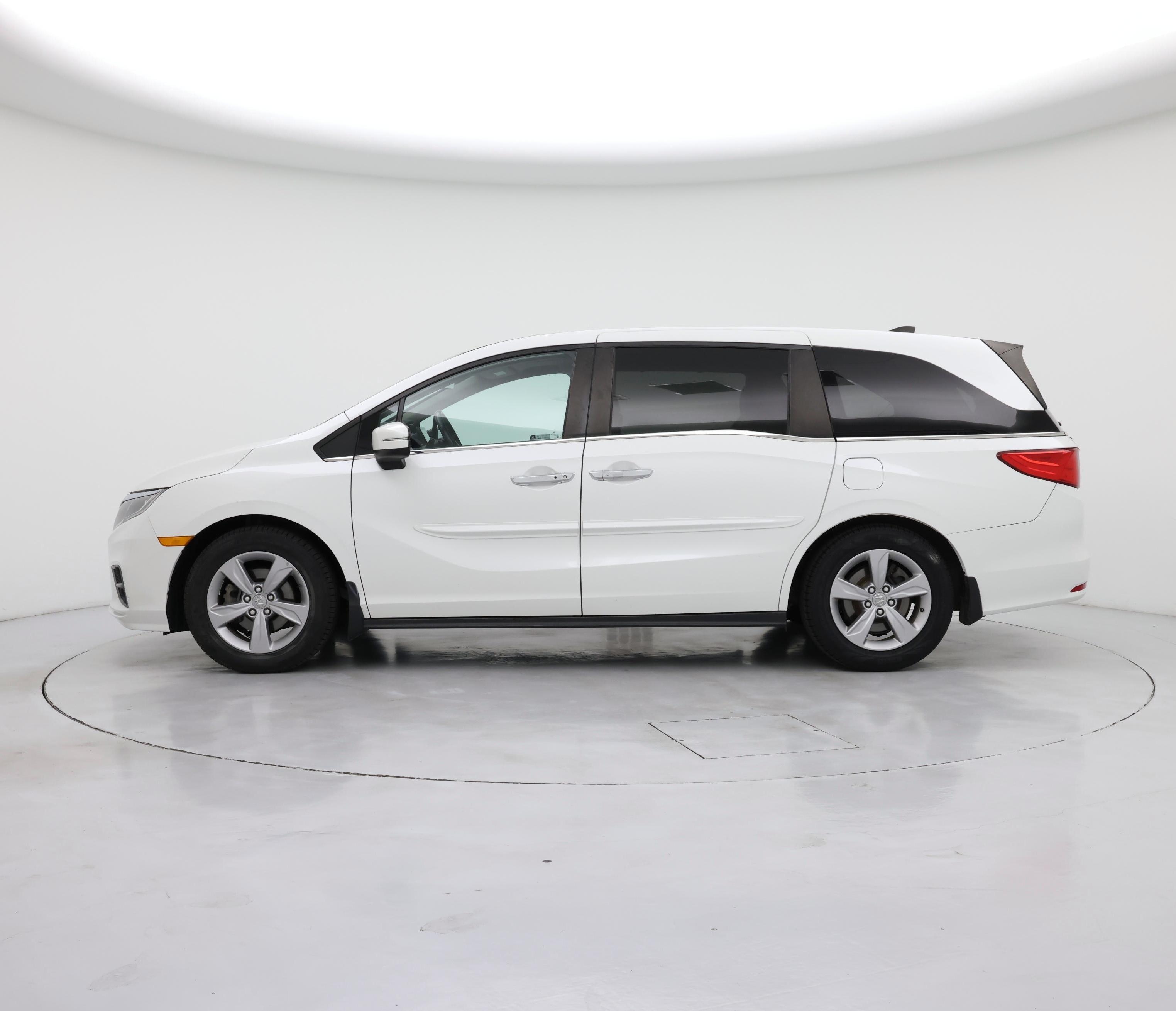Thumbnail: 2020 Honda Odyssey - 3
