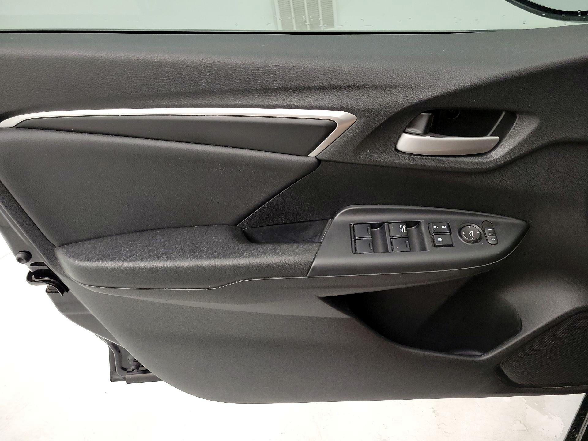 Thumbnail: 2015 Honda Fit - 12