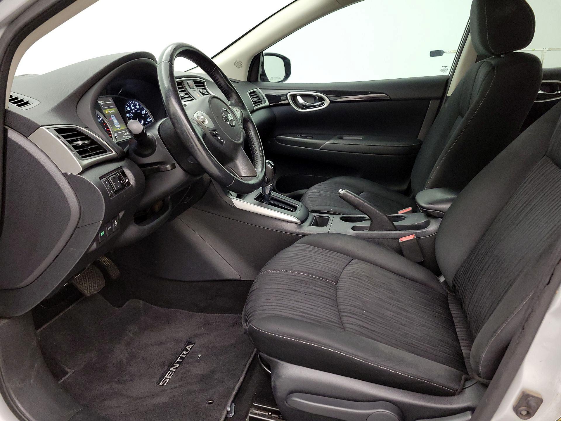 Thumbnail: 2018 Nissan Sentra - 11