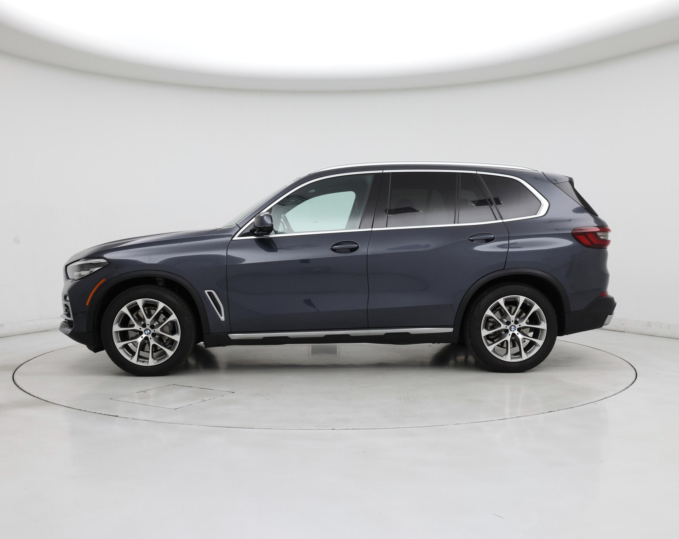 Thumbnail: 2021 BMW X5 - 3