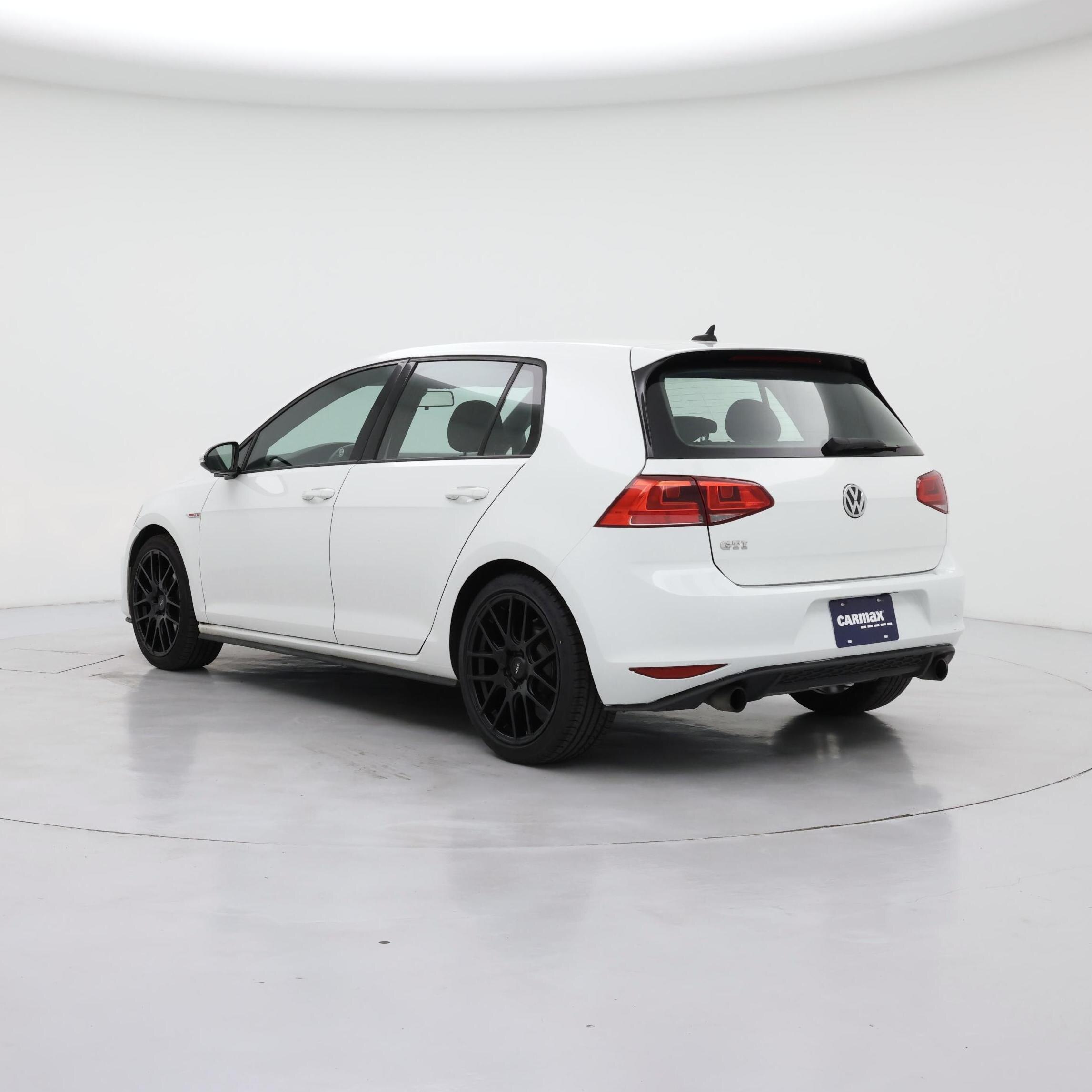 Thumbnail: 2017 Volkswagen Golf - 2