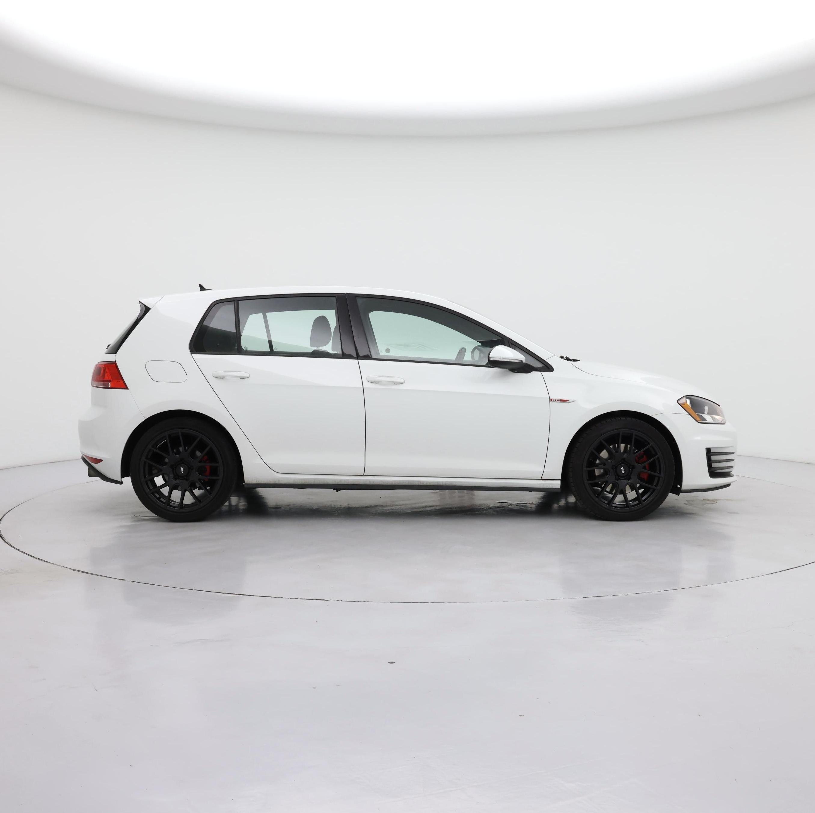 Thumbnail: 2017 Volkswagen Golf - 7
