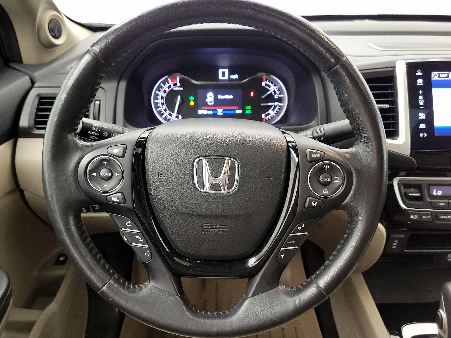 Thumbnail: 2017 Honda Ridgeline - 10