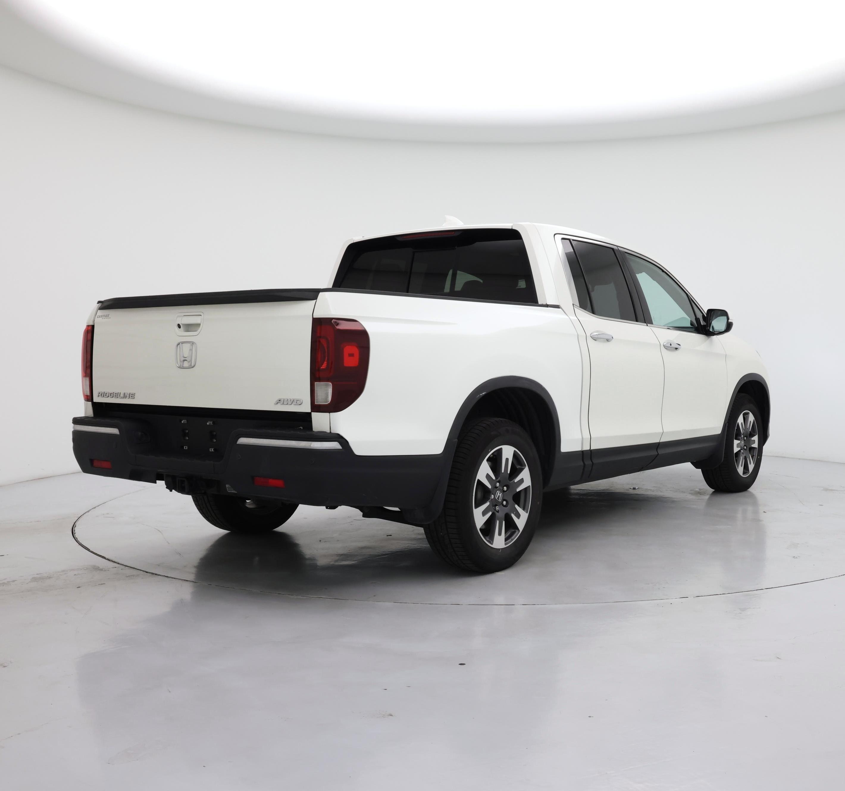 Thumbnail: 2017 Honda Ridgeline - 8