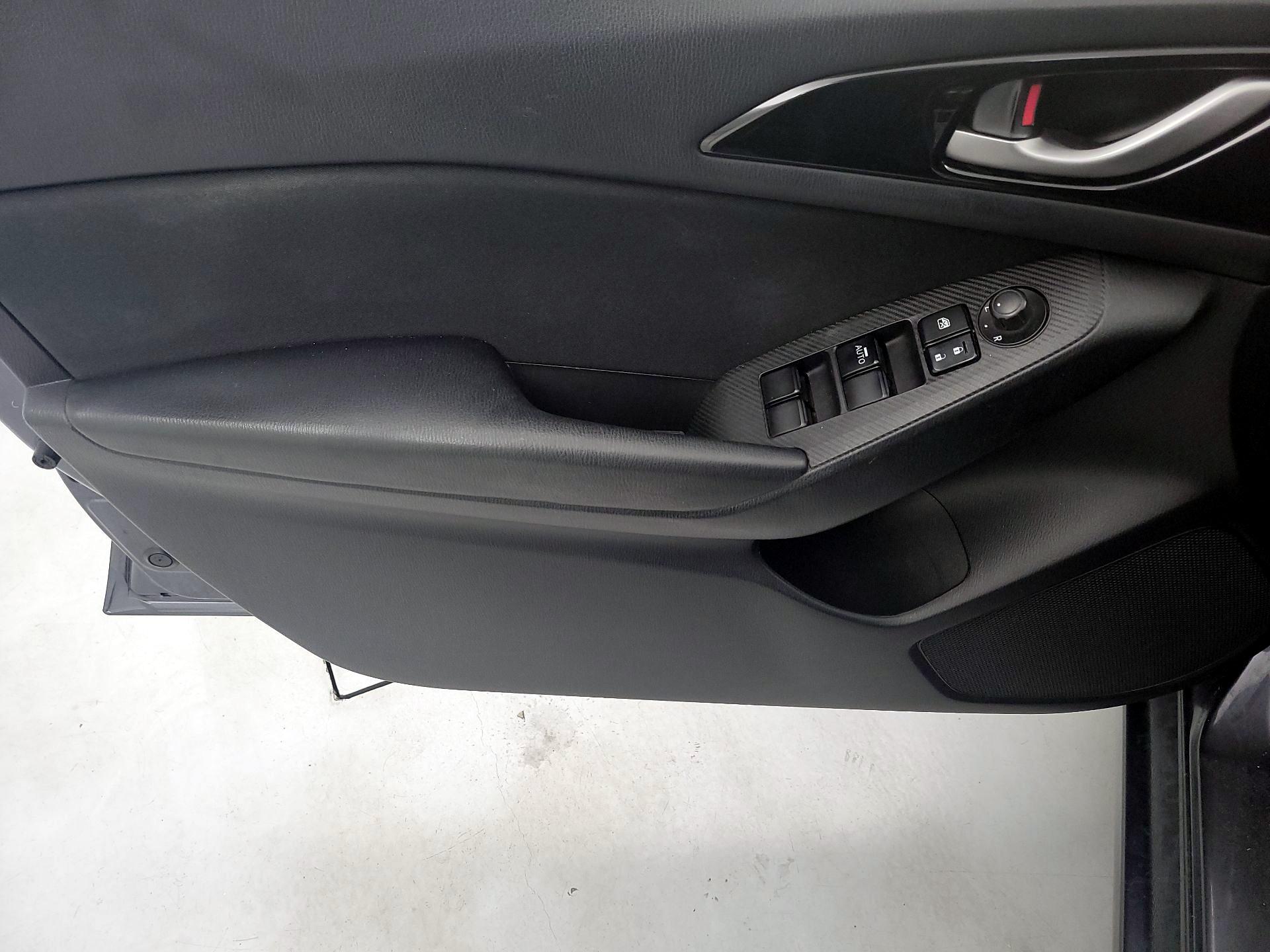 Thumbnail: 2014 Mazda Mazda3 - 12